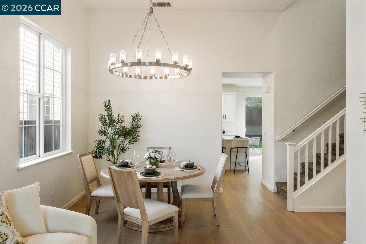 Detail Gallery Image 5 of 40 For 230 Wisteria Ln, Tracy,  CA 95377 - 4 Beds | 3 Baths