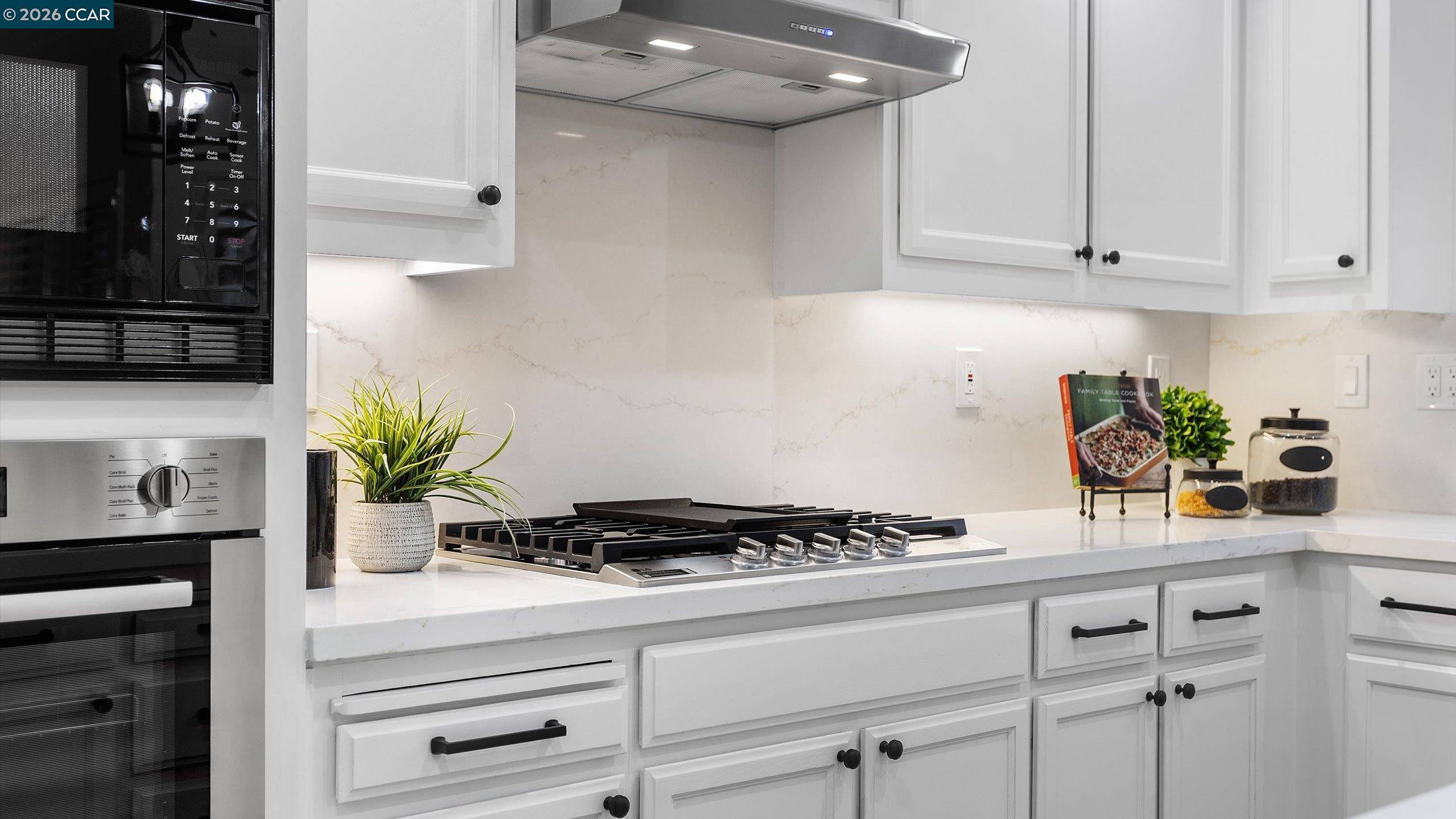 Detail Gallery Image 26 of 56 For 200 Promenade Ln, Danville,  CA 94506 - 3 Beds | 3 Baths