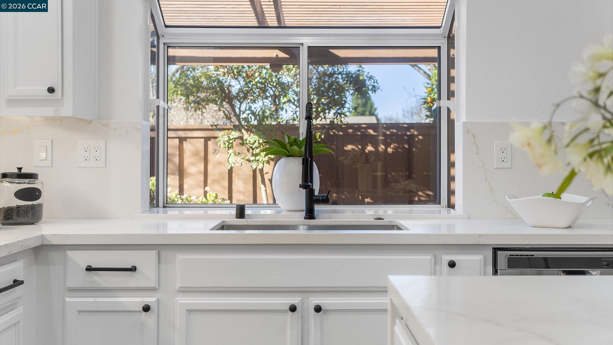 Detail Gallery Image 27 of 56 For 200 Promenade Ln, Danville,  CA 94506 - 3 Beds | 3 Baths