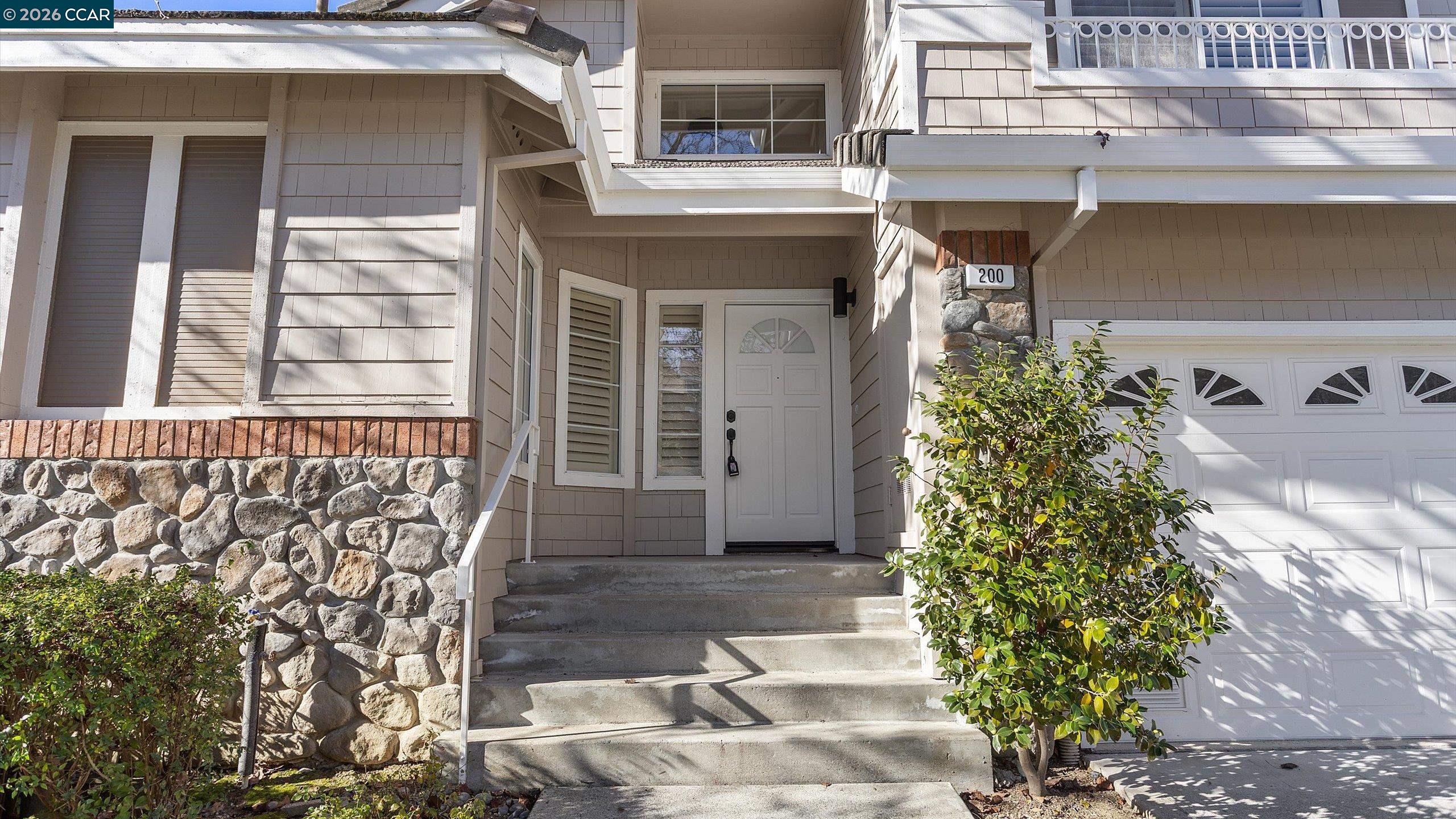 Detail Gallery Image 4 of 56 For 200 Promenade Ln, Danville,  CA 94506 - 3 Beds | 3 Baths