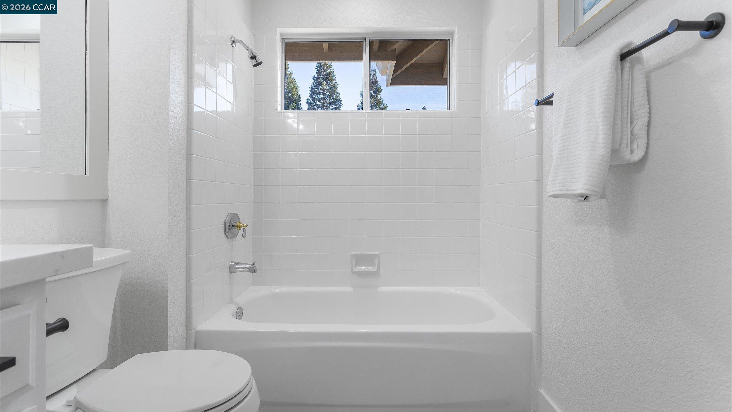 Detail Gallery Image 40 of 56 For 200 Promenade Ln, Danville,  CA 94506 - 3 Beds | 3 Baths