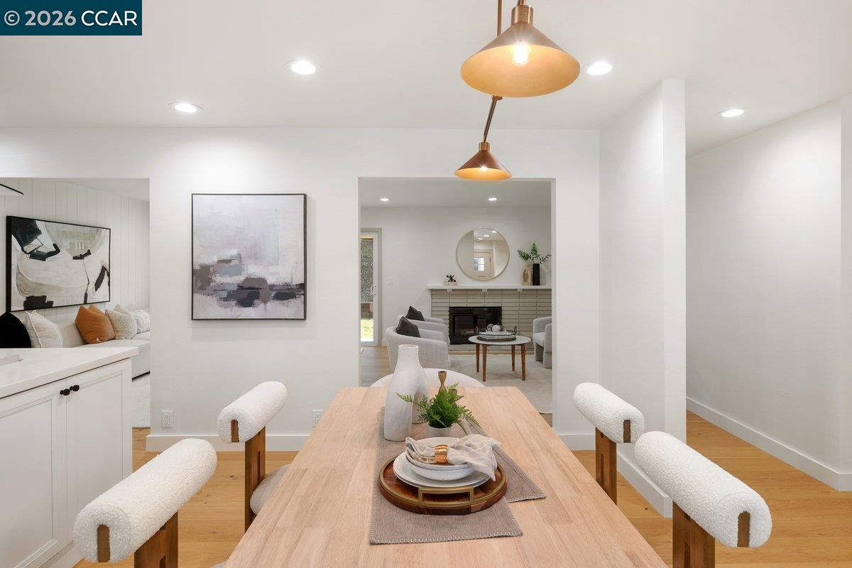 Detail Gallery Image 13 of 39 For 2252 Granite Ct, Alamo,  CA 94507 - 4 Beds | 2 Baths