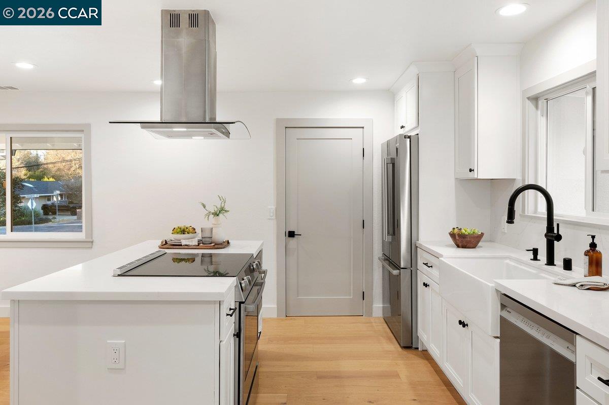 Detail Gallery Image 16 of 39 For 2252 Granite Ct, Alamo,  CA 94507 - 4 Beds | 2 Baths