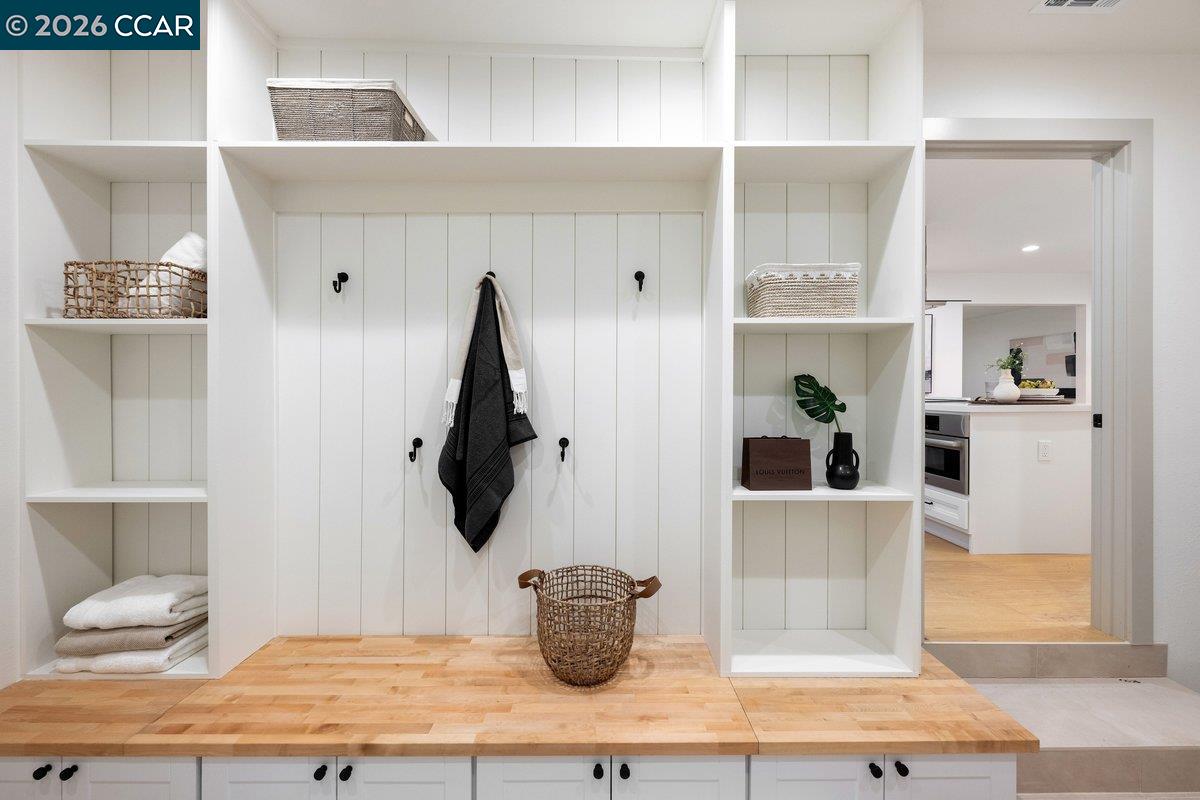 Detail Gallery Image 19 of 39 For 2252 Granite Ct, Alamo,  CA 94507 - 4 Beds | 2 Baths