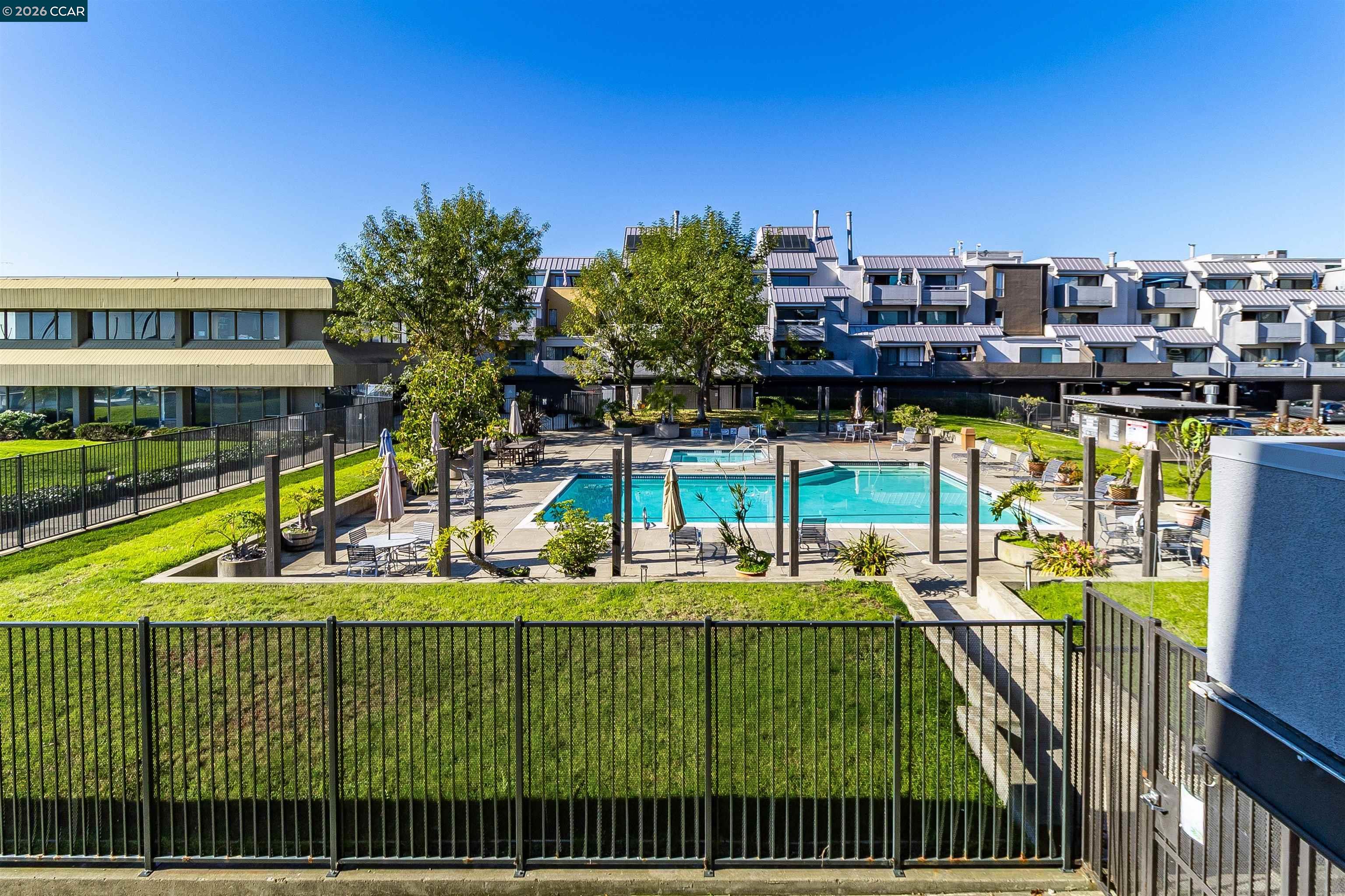 Photo #15: 41120625 Listing: Photo #15