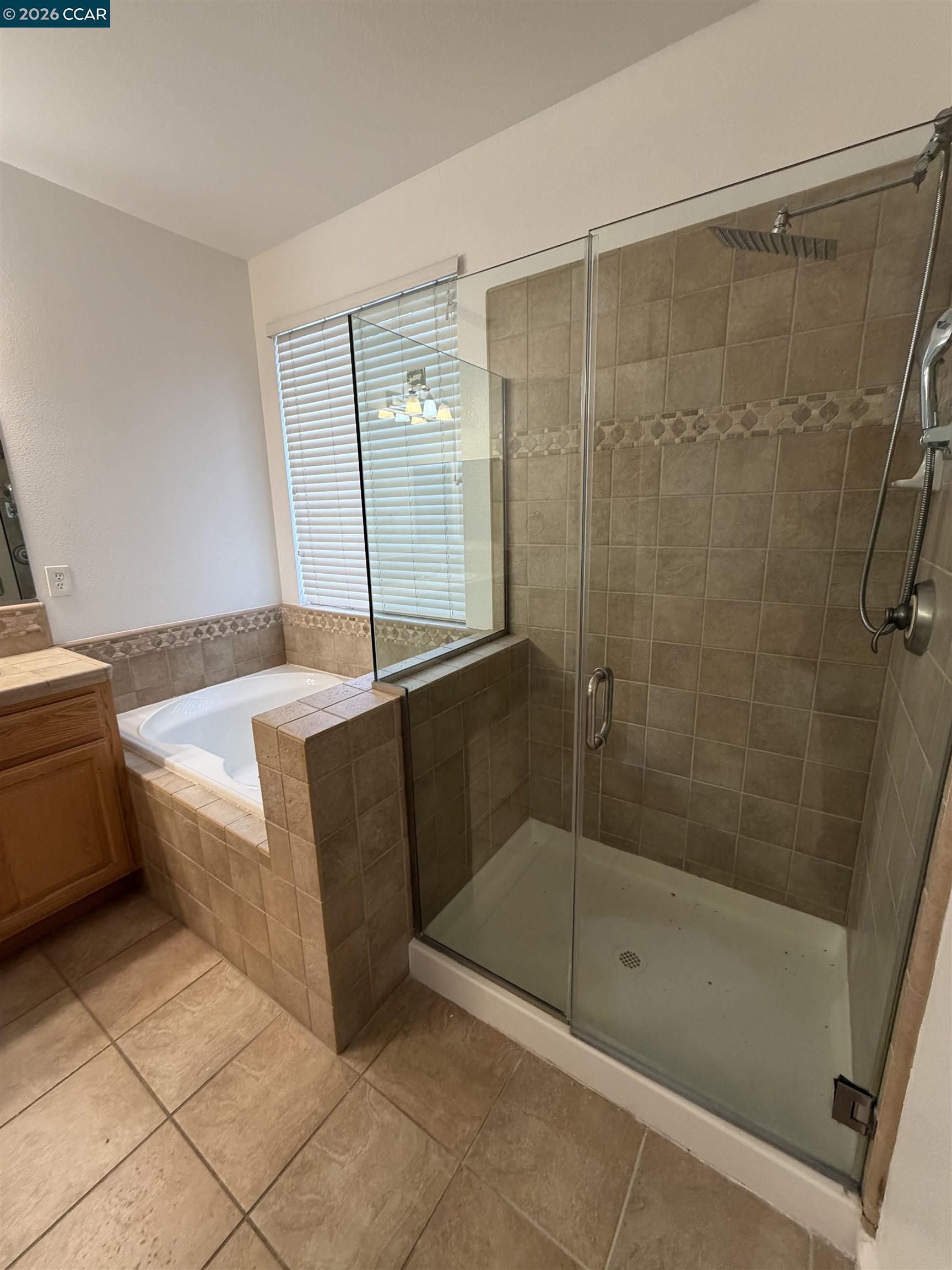 Detail Gallery Image 35 of 39 For 350 Caroni St, Walnut Creek,  CA 94597 - 4 Beds | 3 Baths