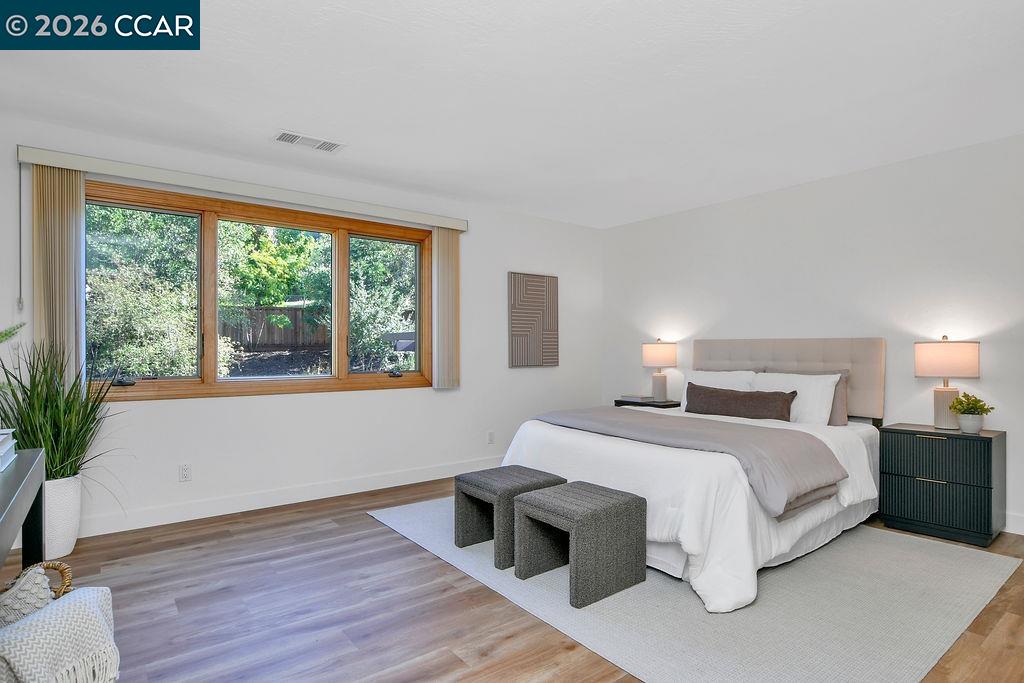 Detail Gallery Image 18 of 53 For 916 Calle Verde, Martinez,  CA 94553-5910 - 4 Beds | 3 Baths