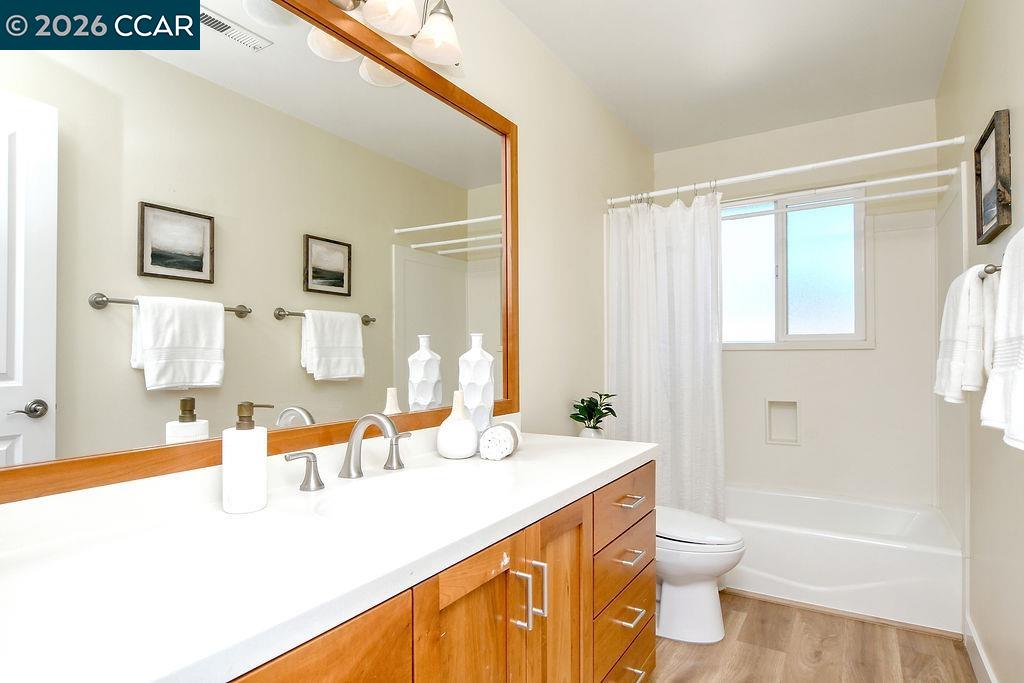 Detail Gallery Image 25 of 53 For 916 Calle Verde, Martinez,  CA 94553-5910 - 4 Beds | 3 Baths