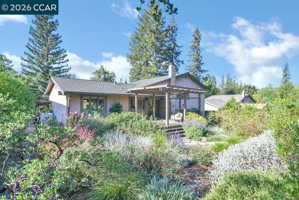 Detail Gallery Image 33 of 53 For 916 Calle Verde, Martinez,  CA 94553-5910 - 4 Beds | 3 Baths