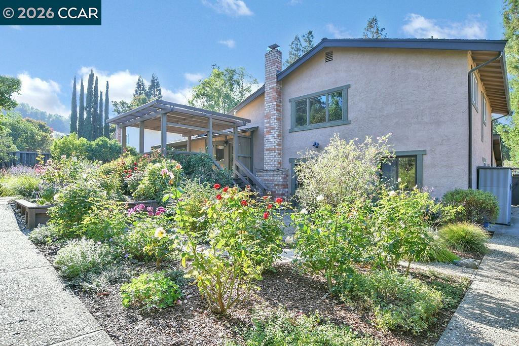 Detail Gallery Image 34 of 53 For 916 Calle Verde, Martinez,  CA 94553-5910 - 4 Beds | 3 Baths