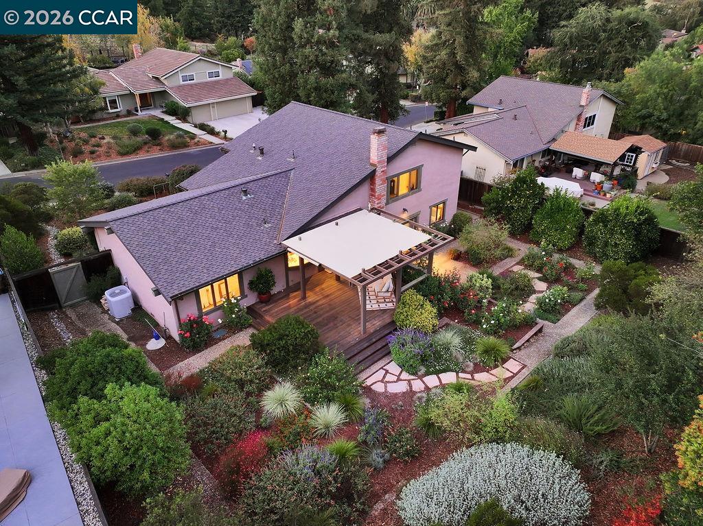 Detail Gallery Image 48 of 53 For 916 Calle Verde, Martinez,  CA 94553-5910 - 4 Beds | 3 Baths