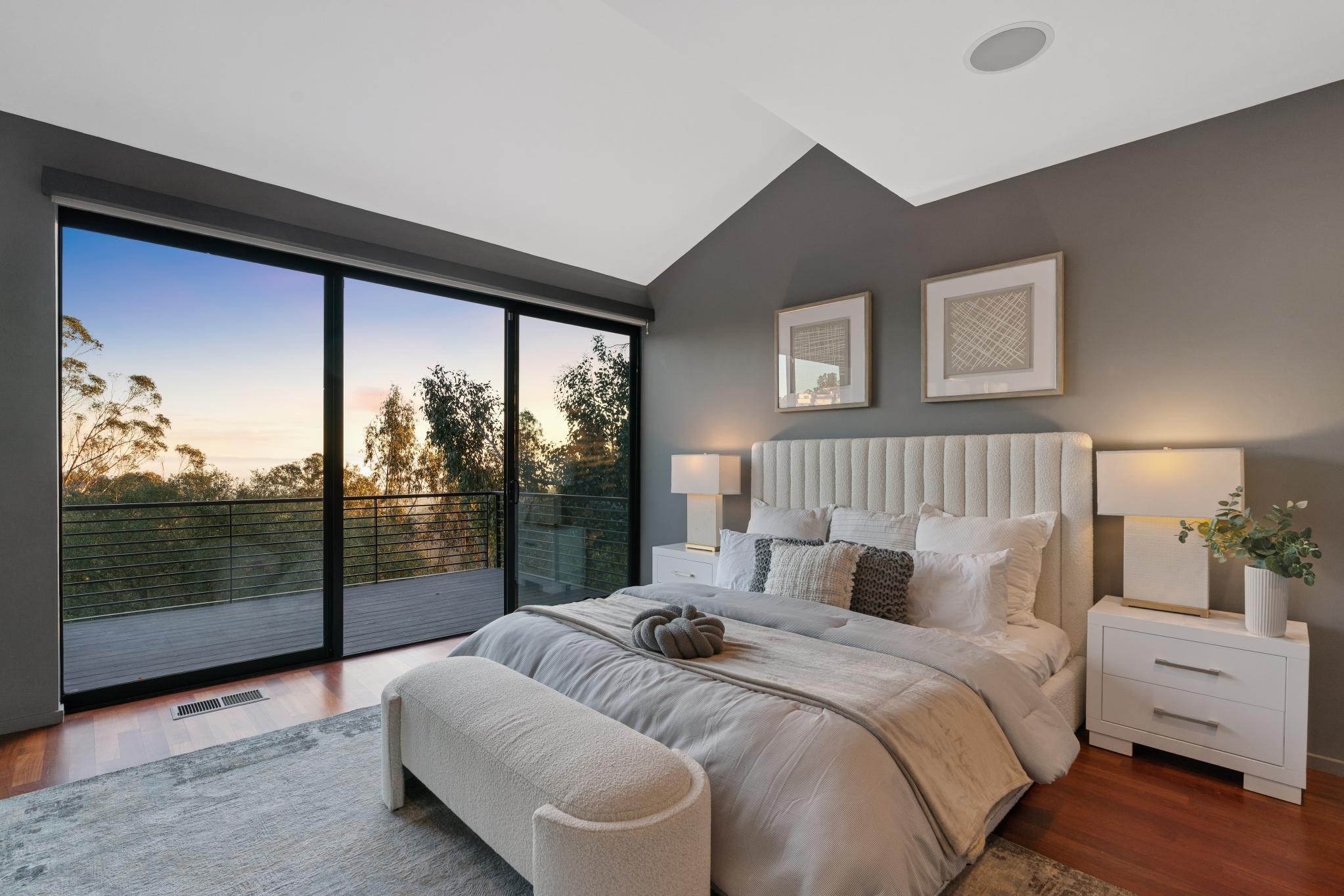 Detail Gallery Image 36 of 60 For 6353 Skyline Blvd, Oakland,  CA 94611 - 4 Beds | 3 Baths