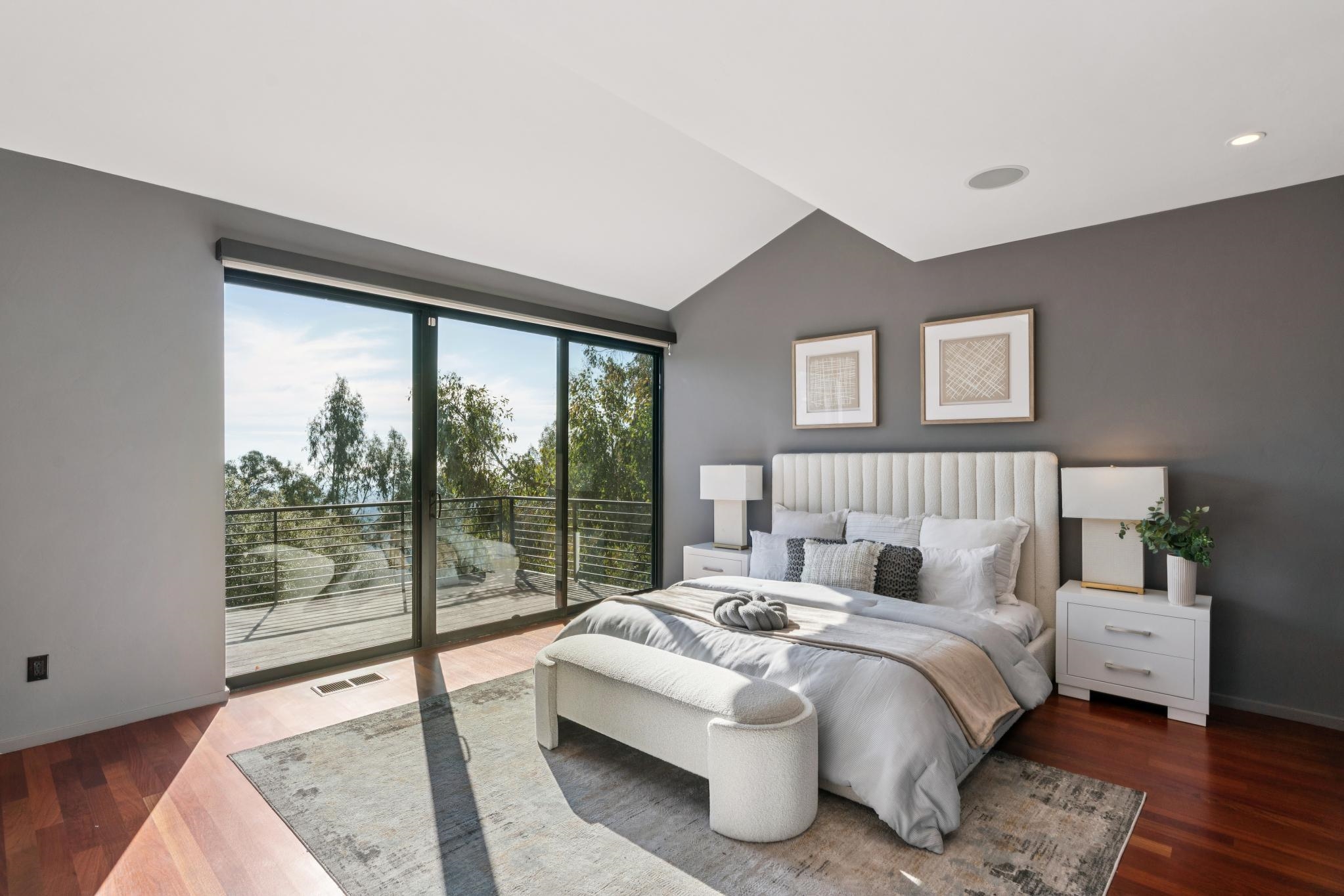 Detail Gallery Image 37 of 60 For 6353 Skyline Blvd, Oakland,  CA 94611 - 4 Beds | 3 Baths