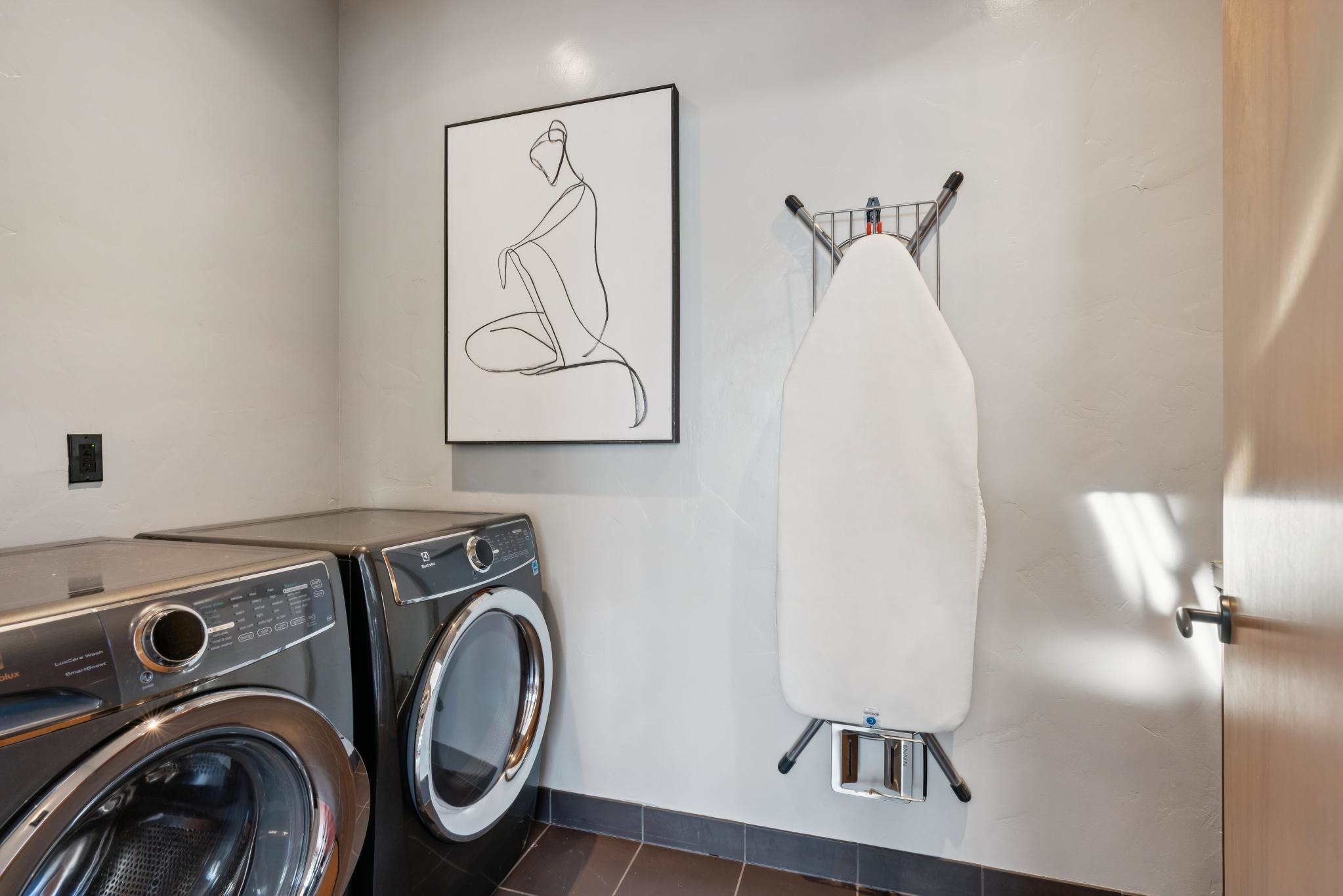 Detail Gallery Image 55 of 60 For 6353 Skyline Blvd, Oakland,  CA 94611 - 4 Beds | 3 Baths