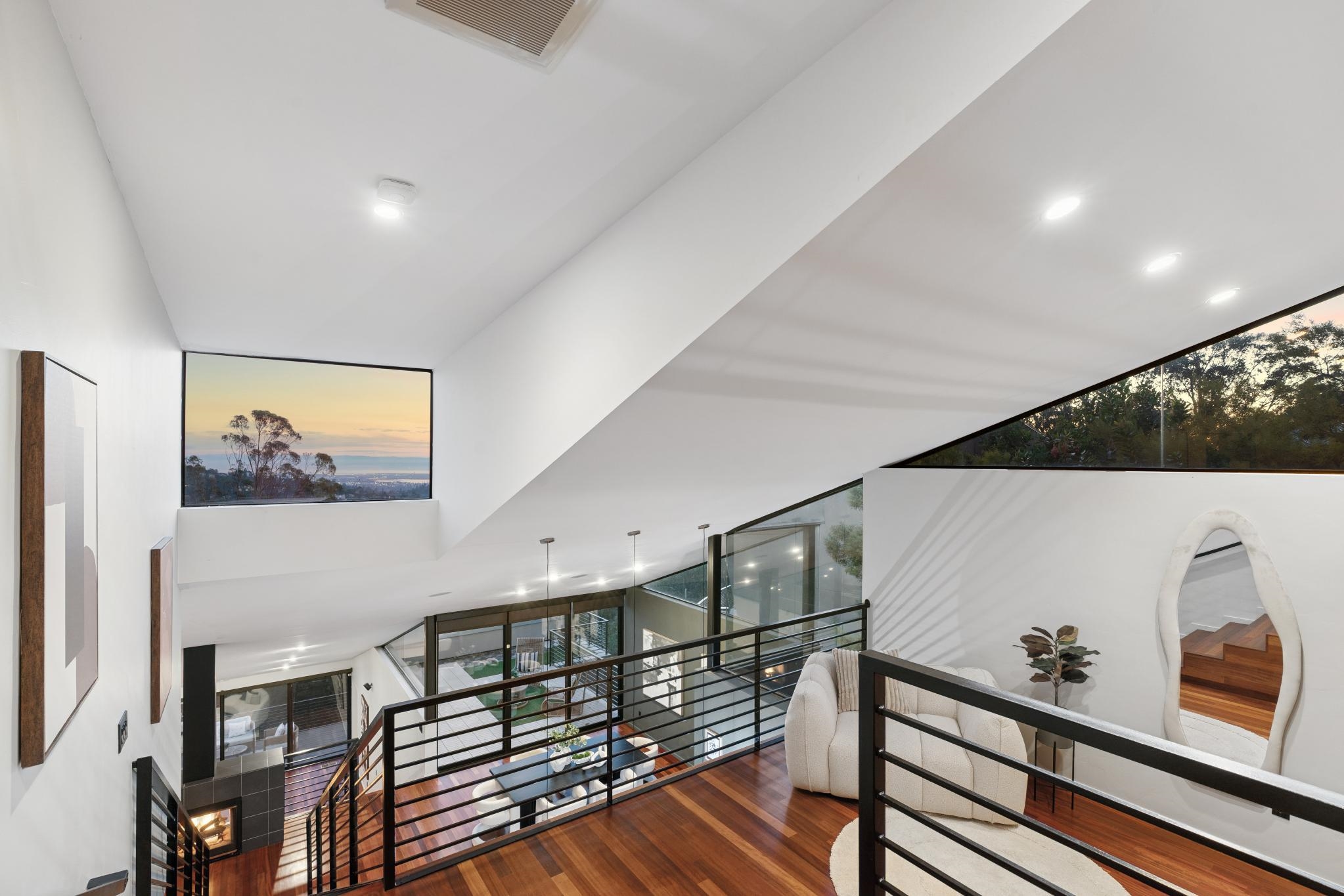 Detail Gallery Image 59 of 60 For 6353 Skyline Blvd, Oakland,  CA 94611 - 4 Beds | 3 Baths