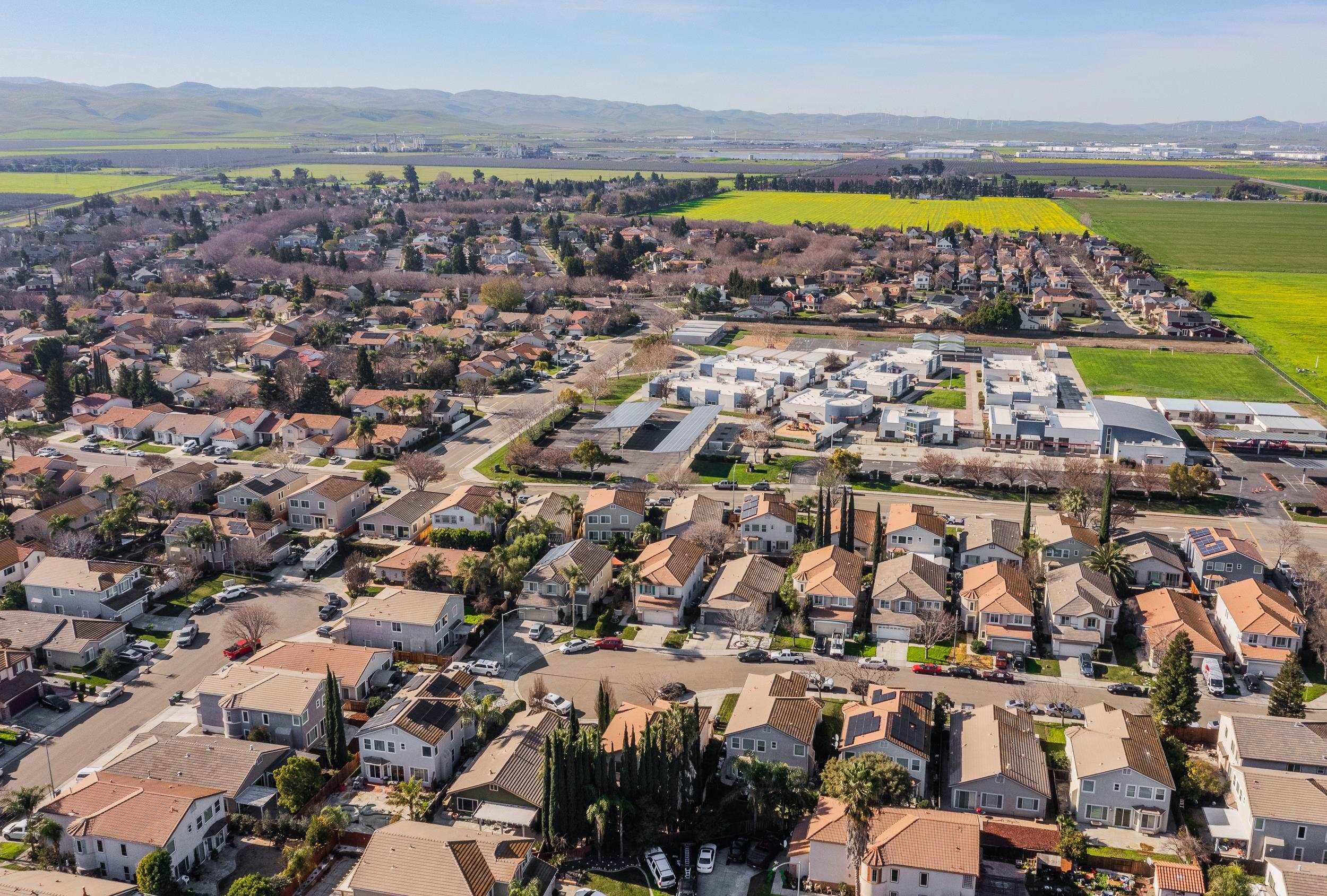 Detail Gallery Image 39 of 40 For 573 Veneto Court, Tracy,  CA 95377-6644 - 4 Beds | 3 Baths