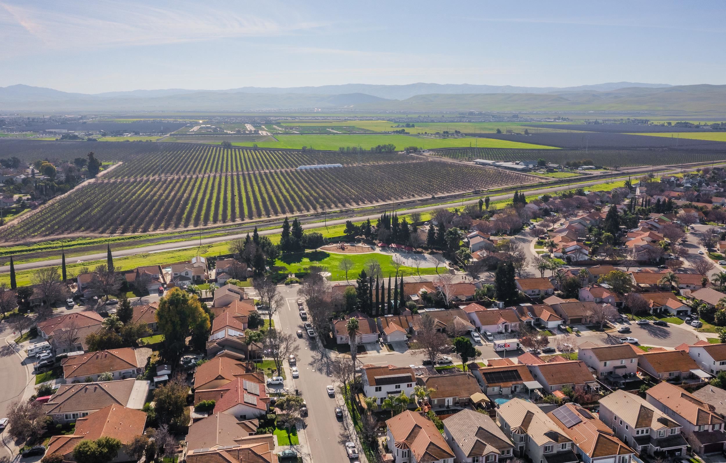 Detail Gallery Image 40 of 40 For 573 Veneto Court, Tracy,  CA 95377-6644 - 4 Beds | 3 Baths