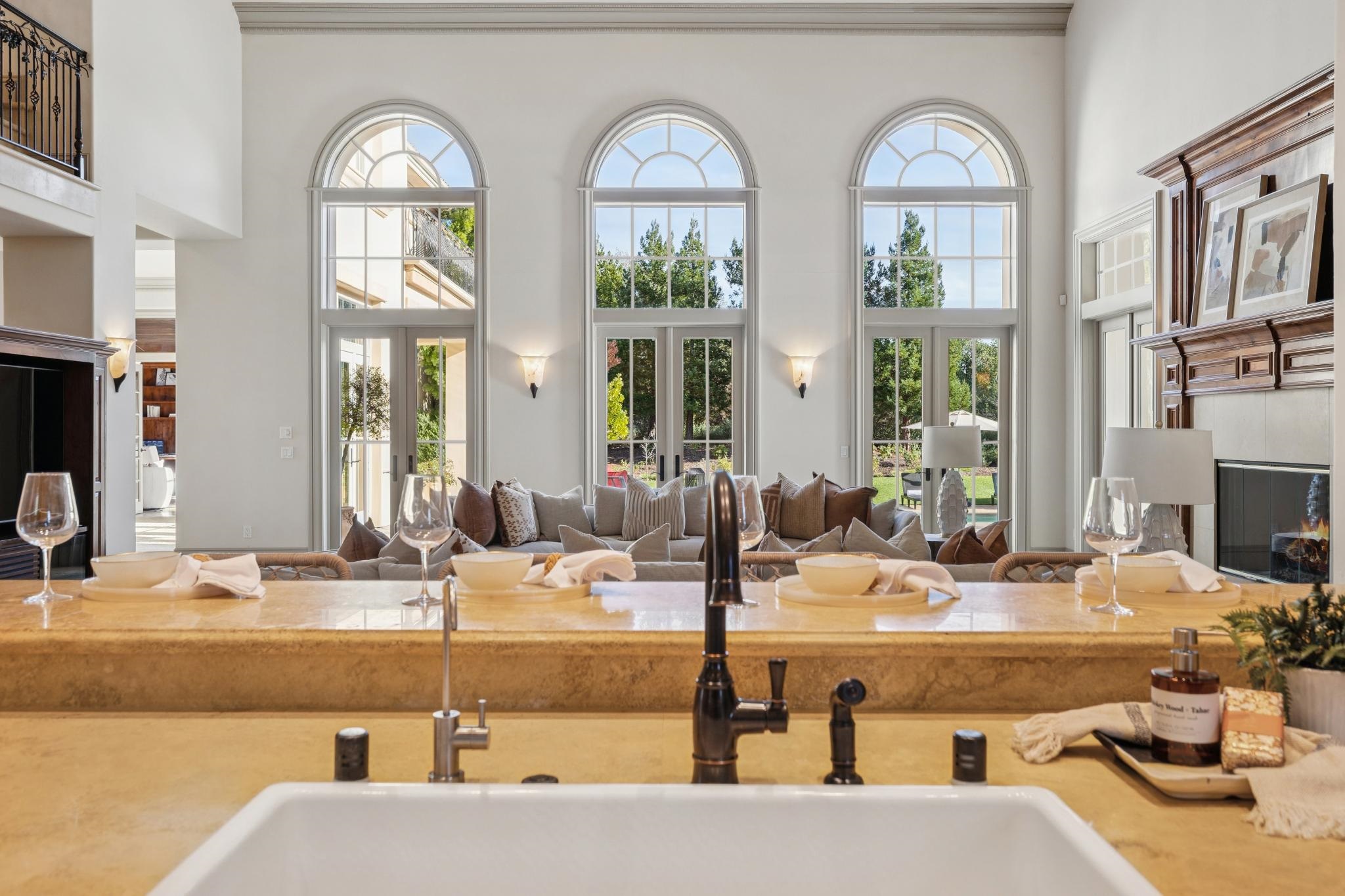 Detail Gallery Image 19 of 60 For 1398 Piemonte Dr, Pleasanton,  CA 94566 - 5 Beds | 6/1 Baths