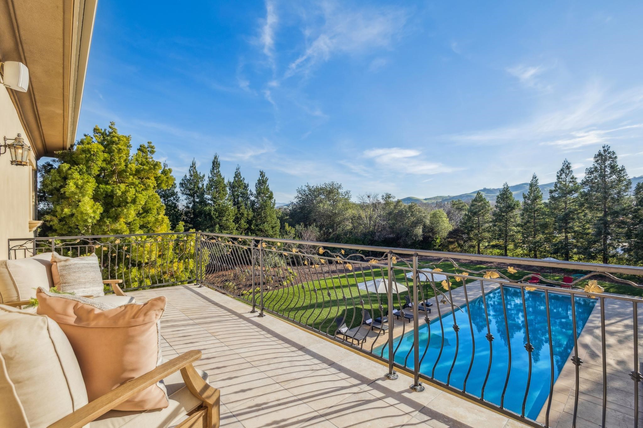 Detail Gallery Image 51 of 60 For 1398 Piemonte Dr, Pleasanton,  CA 94566 - 5 Beds | 6/1 Baths