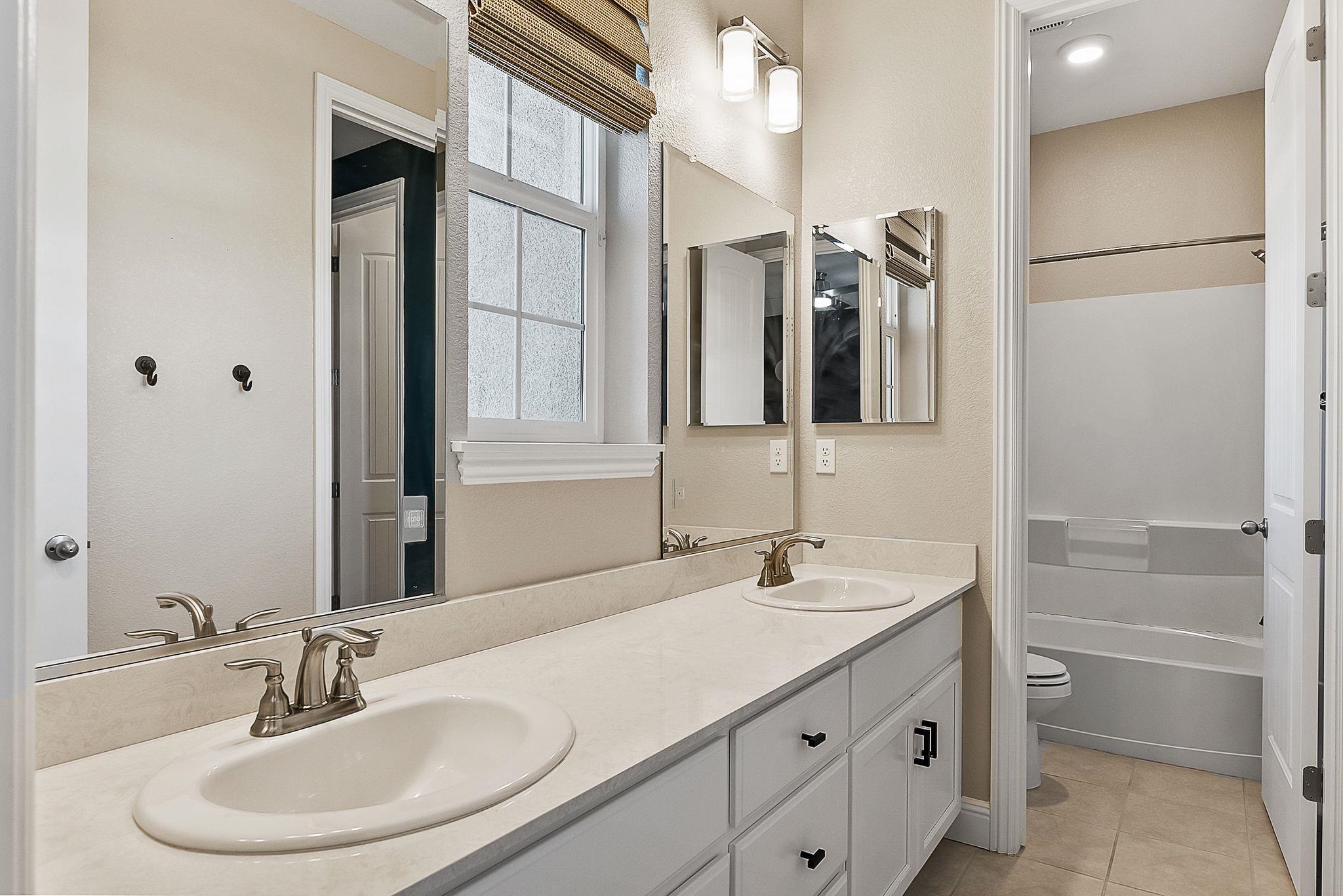 Detail Gallery Image 44 of 60 For 120 Catchings Ct, Brentwood,  CA 94513 - 5 Beds | 4/1 Baths