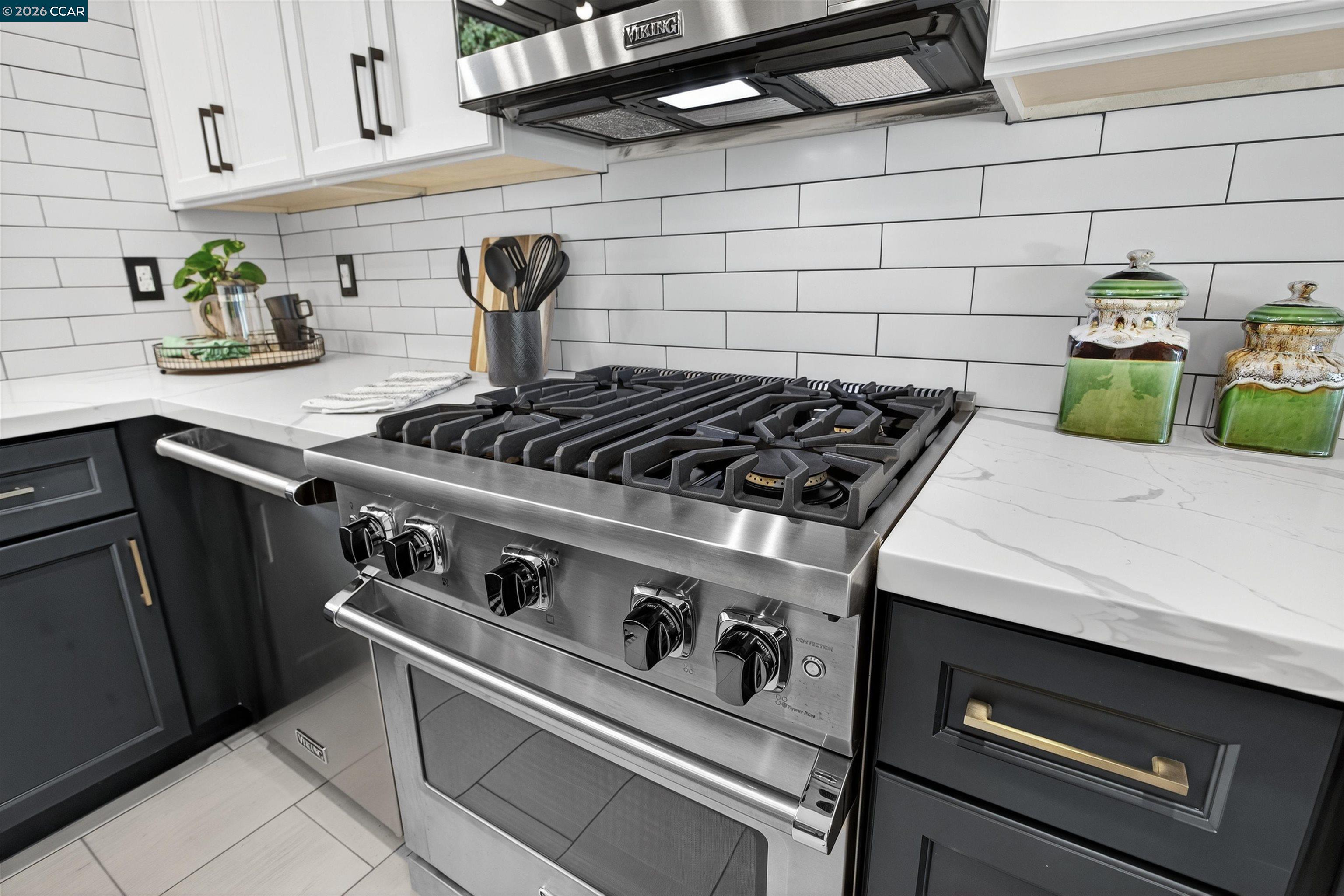 Detail Gallery Image 13 of 37 For 464 Coralie Dr, Walnut Creek,  CA 94597 - 3 Beds | 1 Baths