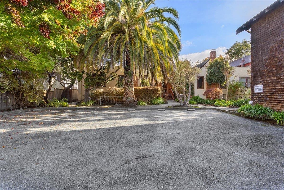 Detail Gallery Image 26 of 37 For 2702 Dana St, Berkeley,  CA 94705 - – Beds | – Baths