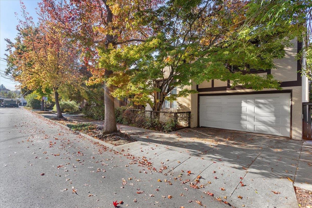 Detail Gallery Image 4 of 37 For 2702 Dana St, Berkeley,  CA 94705 - – Beds | – Baths