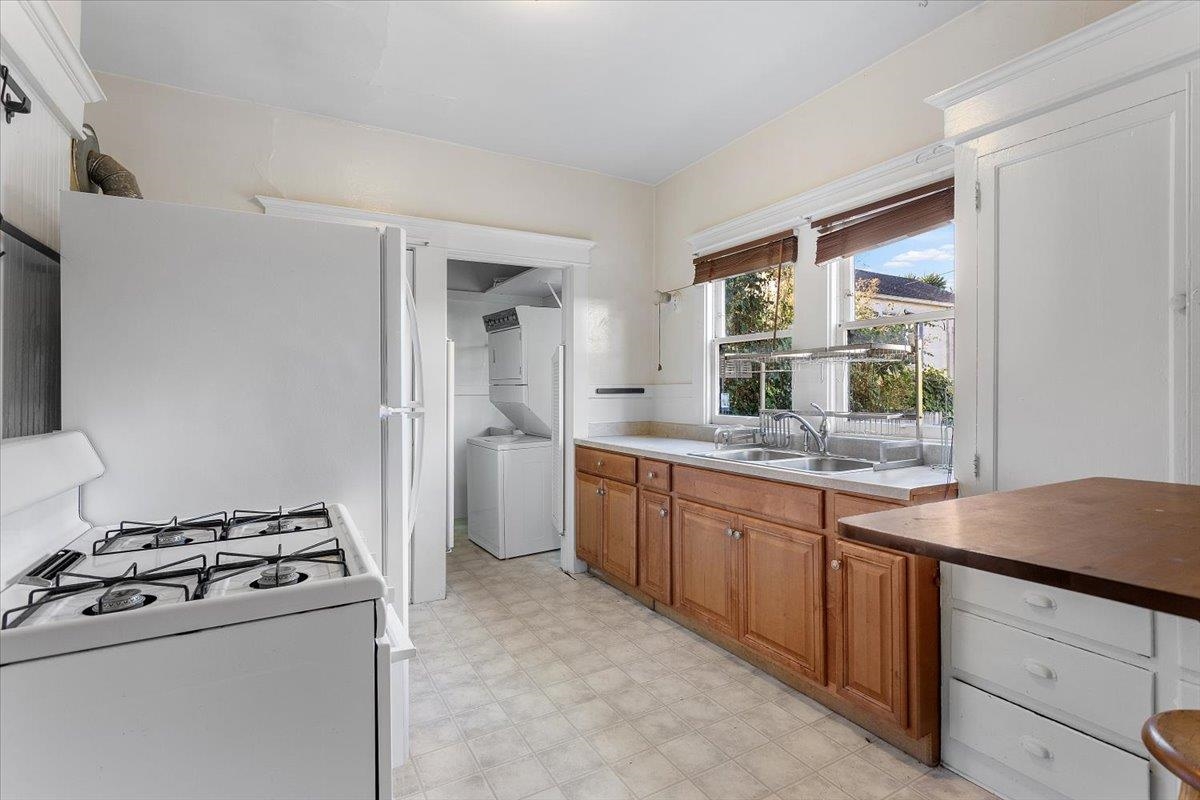 Detail Gallery Image 31 of 37 For 2702 Dana St, Berkeley,  CA 94705 - – Beds | – Baths