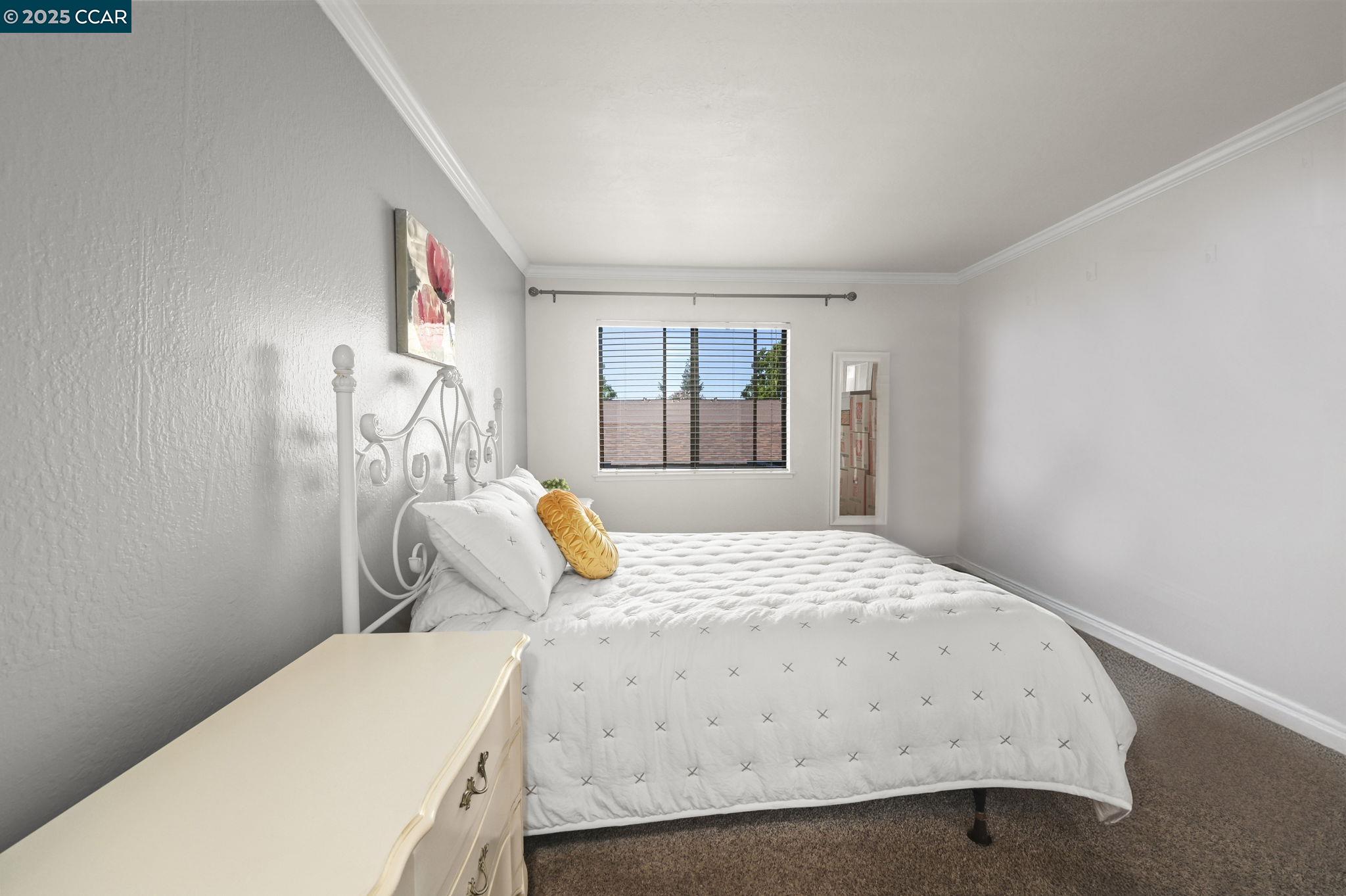 Photo #15: 41120656 Listing: Photo #15