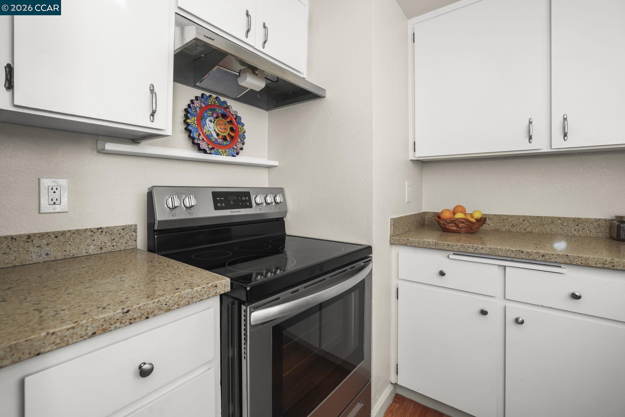 Detail Gallery Image 8 of 20 For 641 Chadwick Lane, Bay Point,  CA 94565 - 2 Beds | 2 Baths