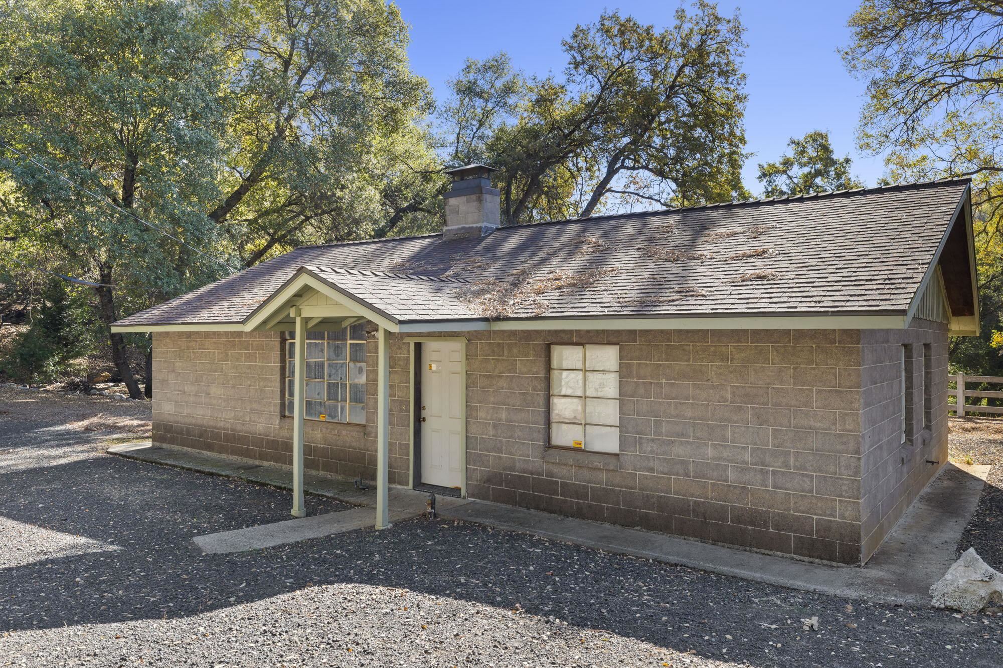 Detail Gallery Image 18 of 42 For 701 Old Bald Mountain Rd., Sonora,  CA 95370 - – Beds | – Baths