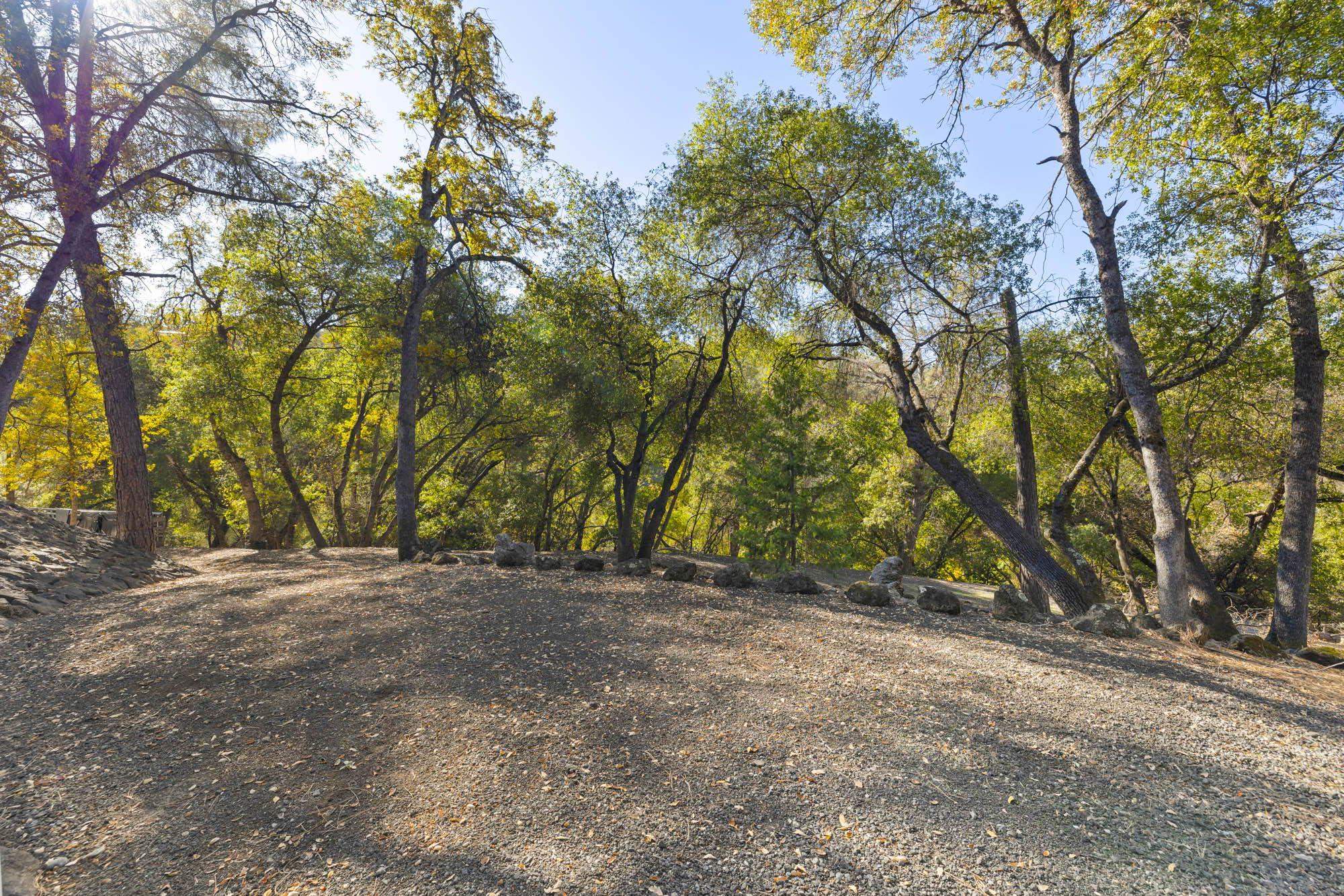 Detail Gallery Image 20 of 42 For 701 Old Bald Mountain Rd., Sonora,  CA 95370 - – Beds | – Baths