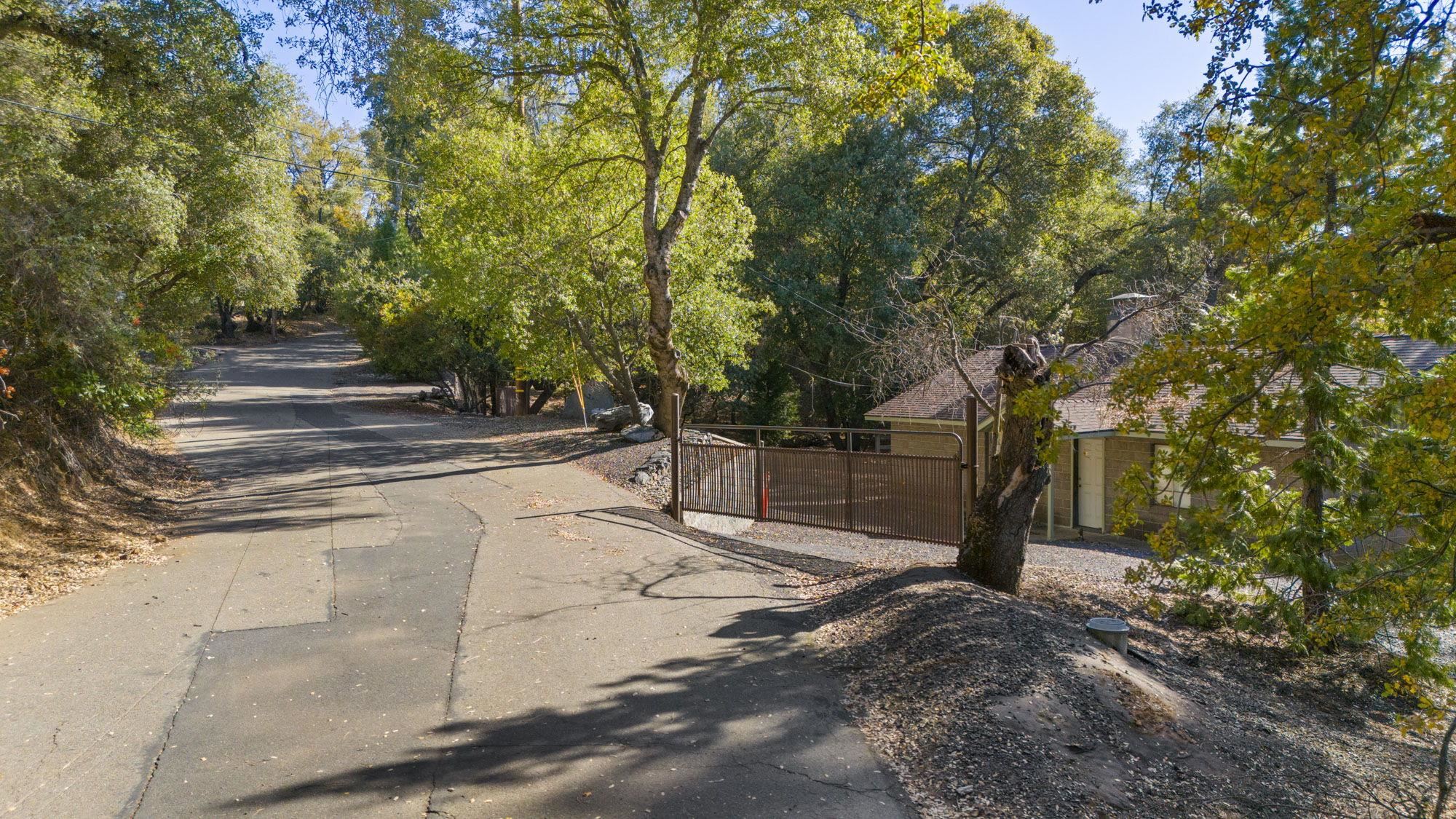 Detail Gallery Image 36 of 42 For 701 Old Bald Mountain Rd., Sonora,  CA 95370 - – Beds | – Baths