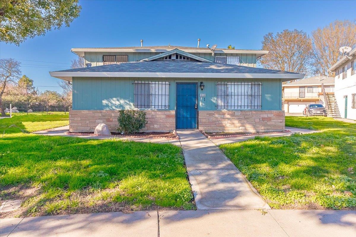 Front Image Thumbnail for EB41120667