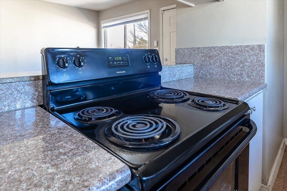 Detail Gallery Image 11 of 16 For 4459 La Cresta Way #4,  Stockton,  CA 95207 - 2 Beds | 1 Baths