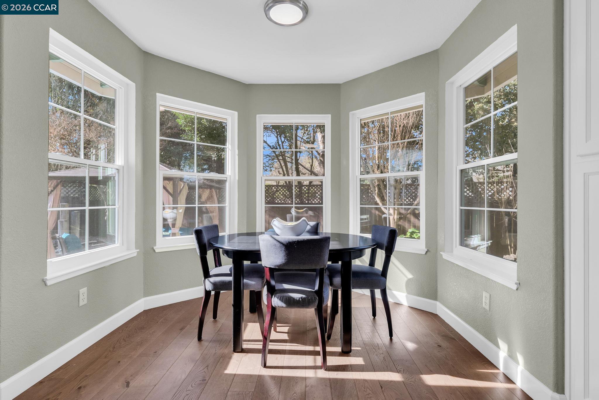 Detail Gallery Image 19 of 60 For 1169 Cox St, Sonoma,  CA 95476 - 4 Beds | 3 Baths