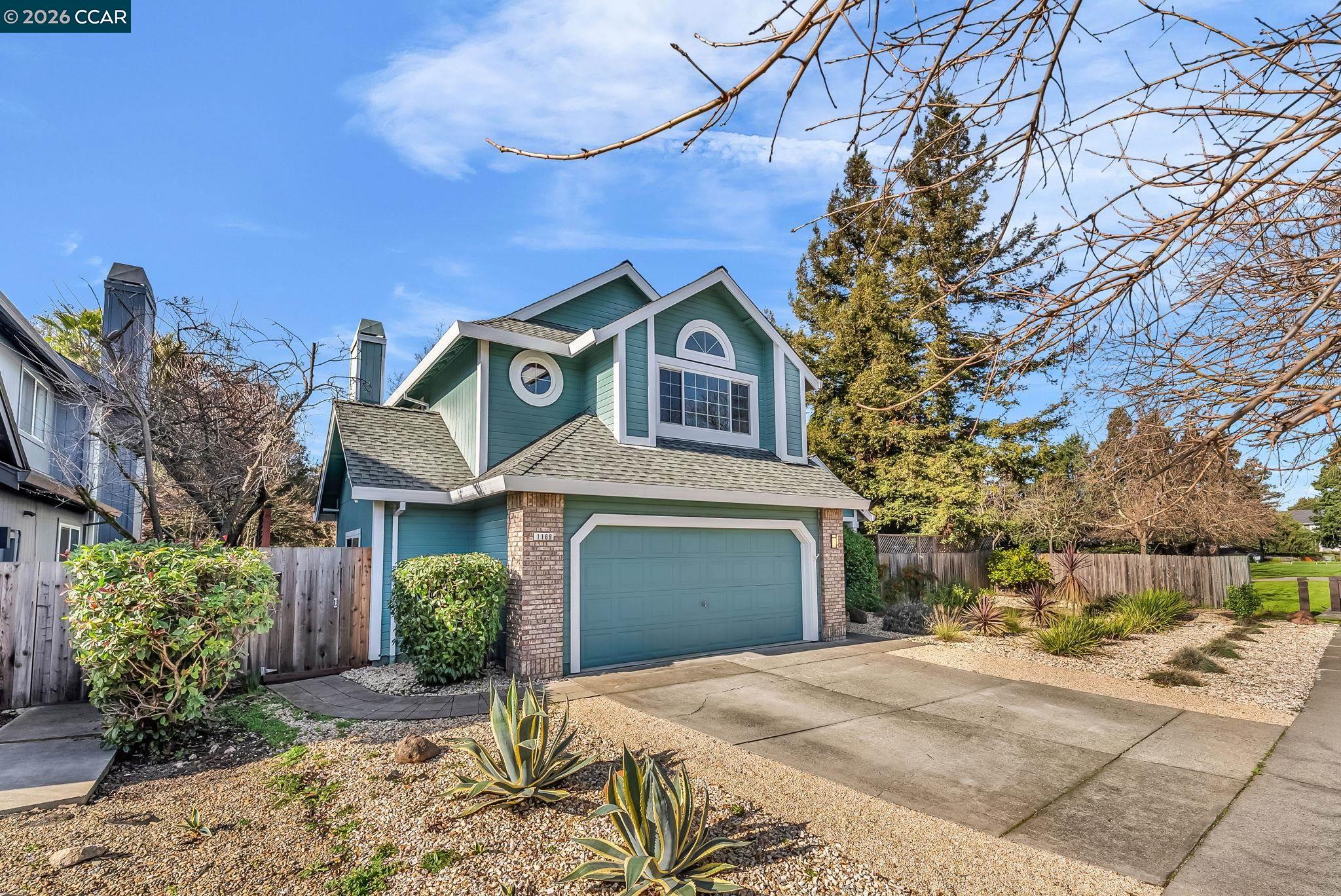 Detail Gallery Image 3 of 60 For 1169 Cox St, Sonoma,  CA 95476 - 4 Beds | 3 Baths