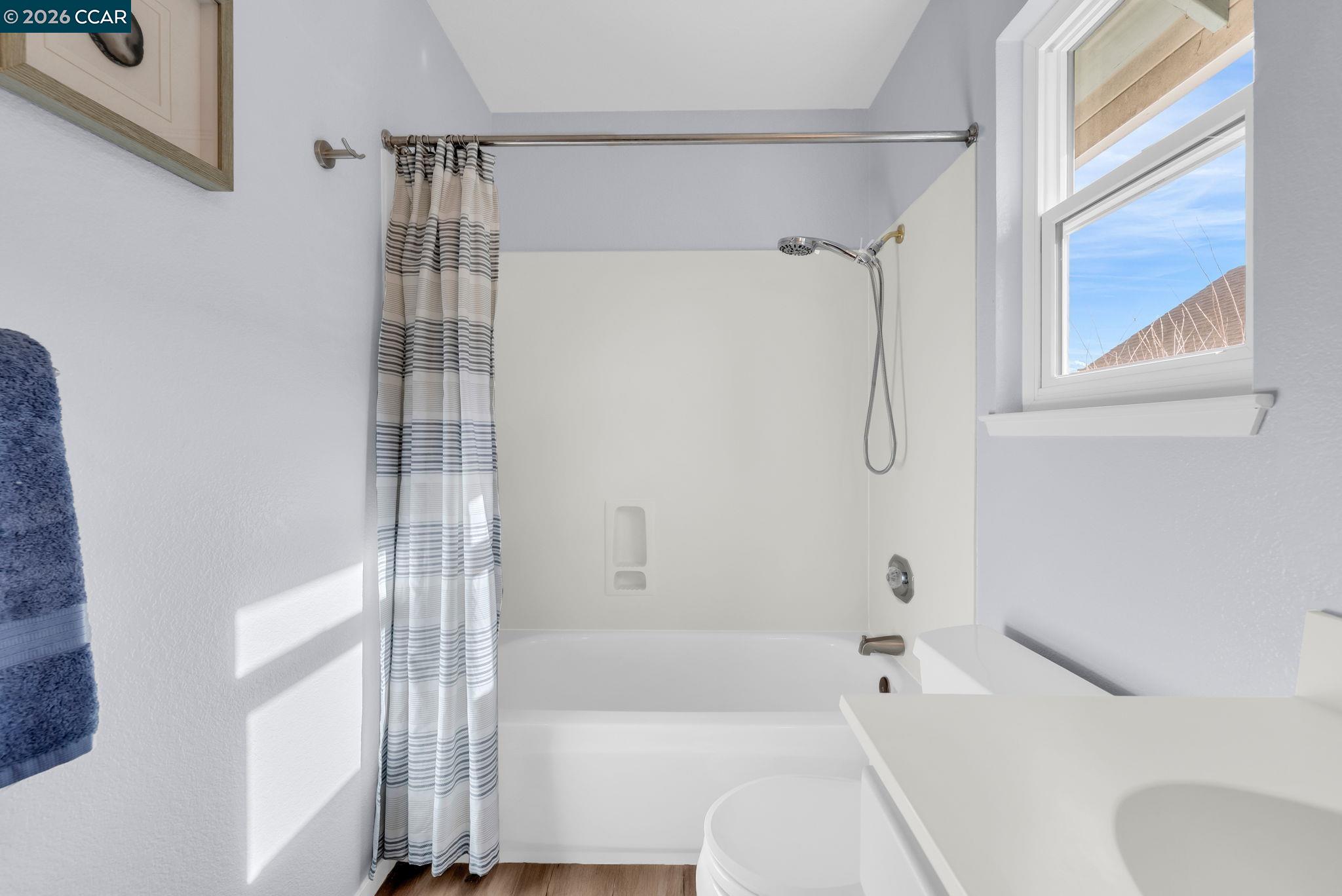 Detail Gallery Image 40 of 60 For 1169 Cox St, Sonoma,  CA 95476 - 4 Beds | 3 Baths