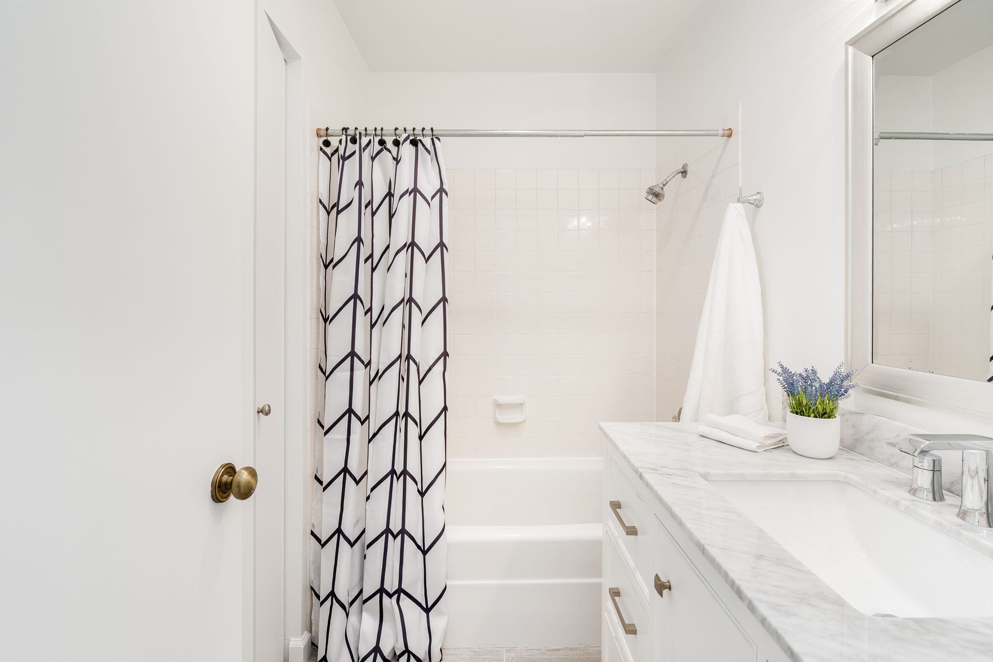 Detail Gallery Image 20 of 38 For 218 Ashley Cir, Danville,  CA 94526 - 2 Beds | 2 Baths