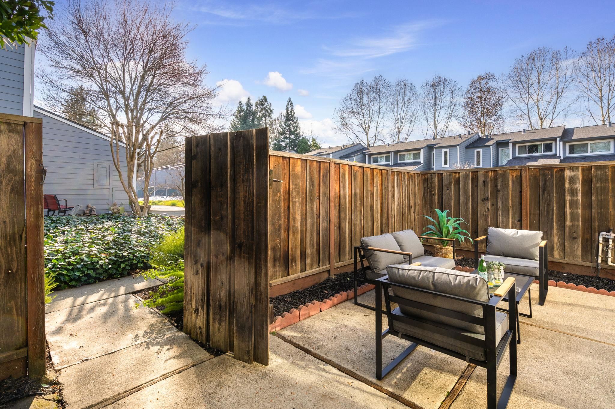 Detail Gallery Image 31 of 38 For 218 Ashley Cir, Danville,  CA 94526 - 2 Beds | 2 Baths