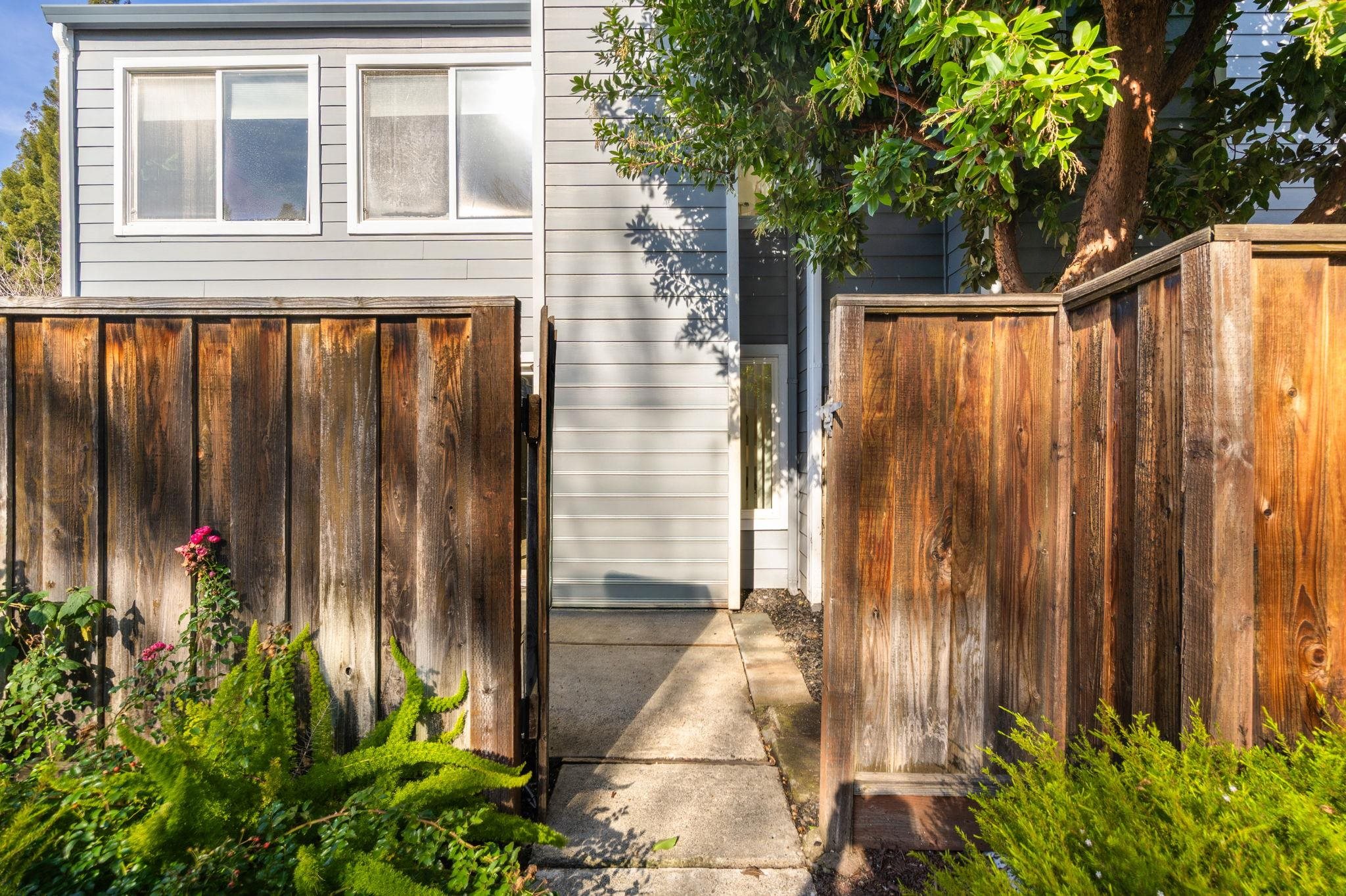 Detail Gallery Image 32 of 38 For 218 Ashley Cir, Danville,  CA 94526 - 2 Beds | 2 Baths