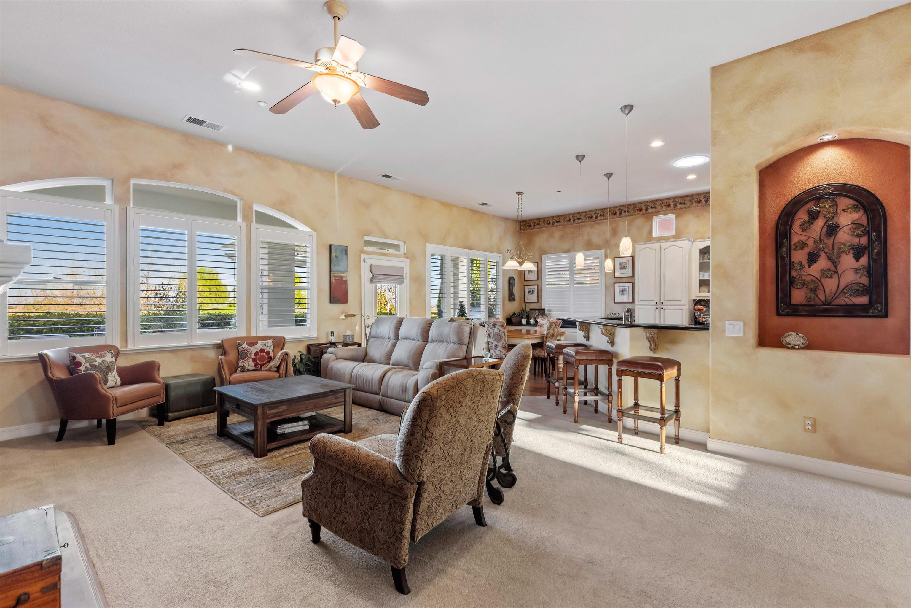 Detail Gallery Image 13 of 59 For 1062 Bountiful Way, Brentwood,  CA 94513 - 2 Beds | 2/1 Baths