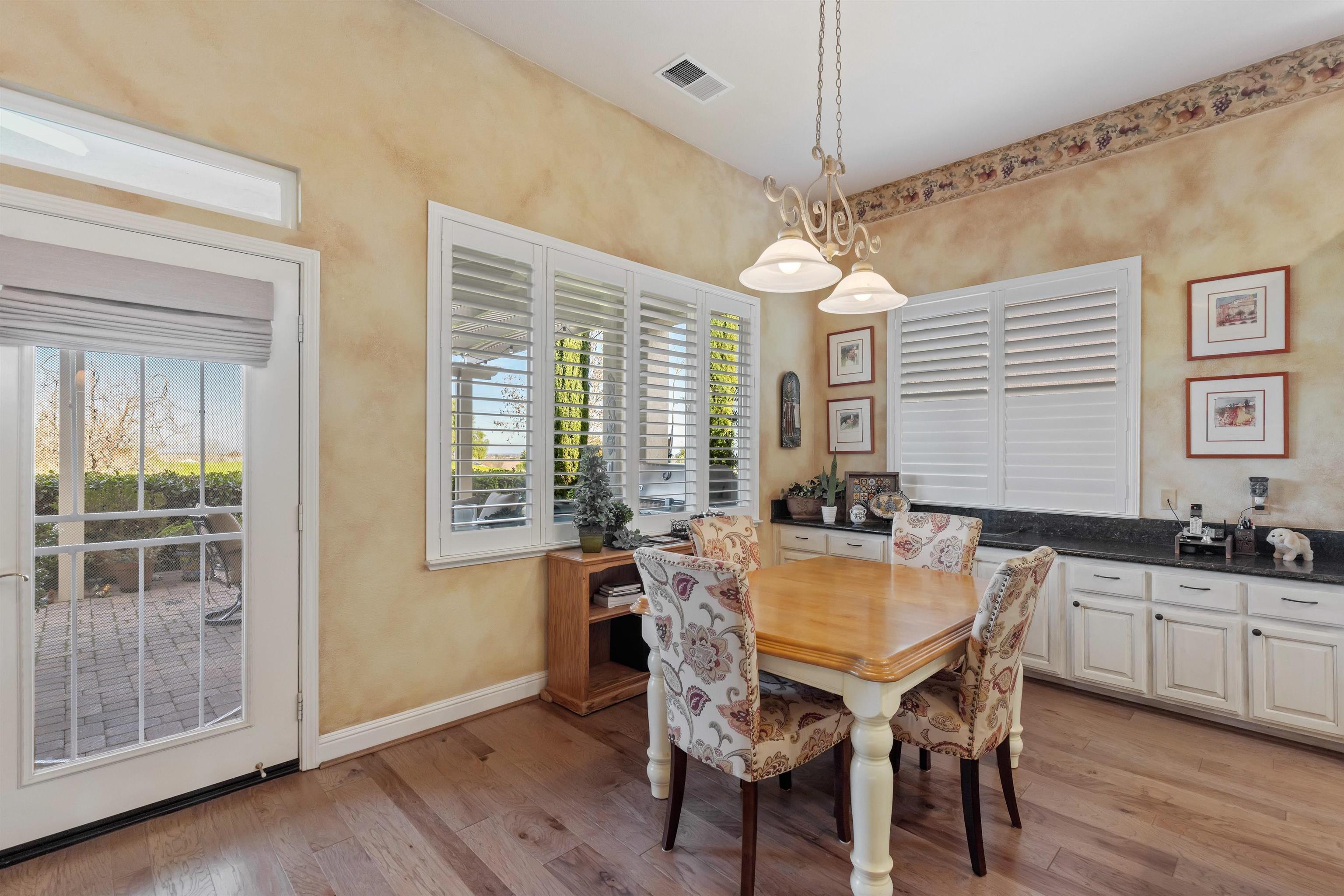 Detail Gallery Image 16 of 59 For 1062 Bountiful Way, Brentwood,  CA 94513 - 2 Beds | 2/1 Baths