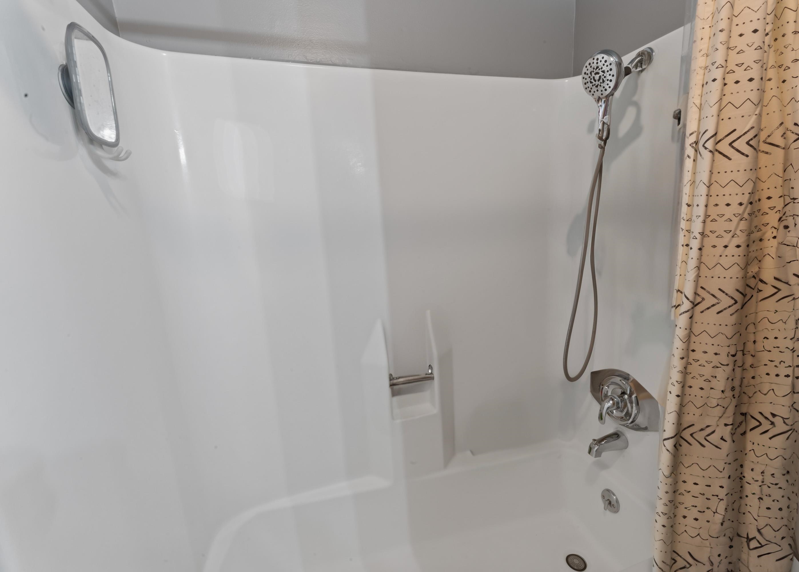 Detail Gallery Image 14 of 25 For 2504 Bishop Ln, Antioch,  CA 94509 - 3 Beds | 1/1 Baths