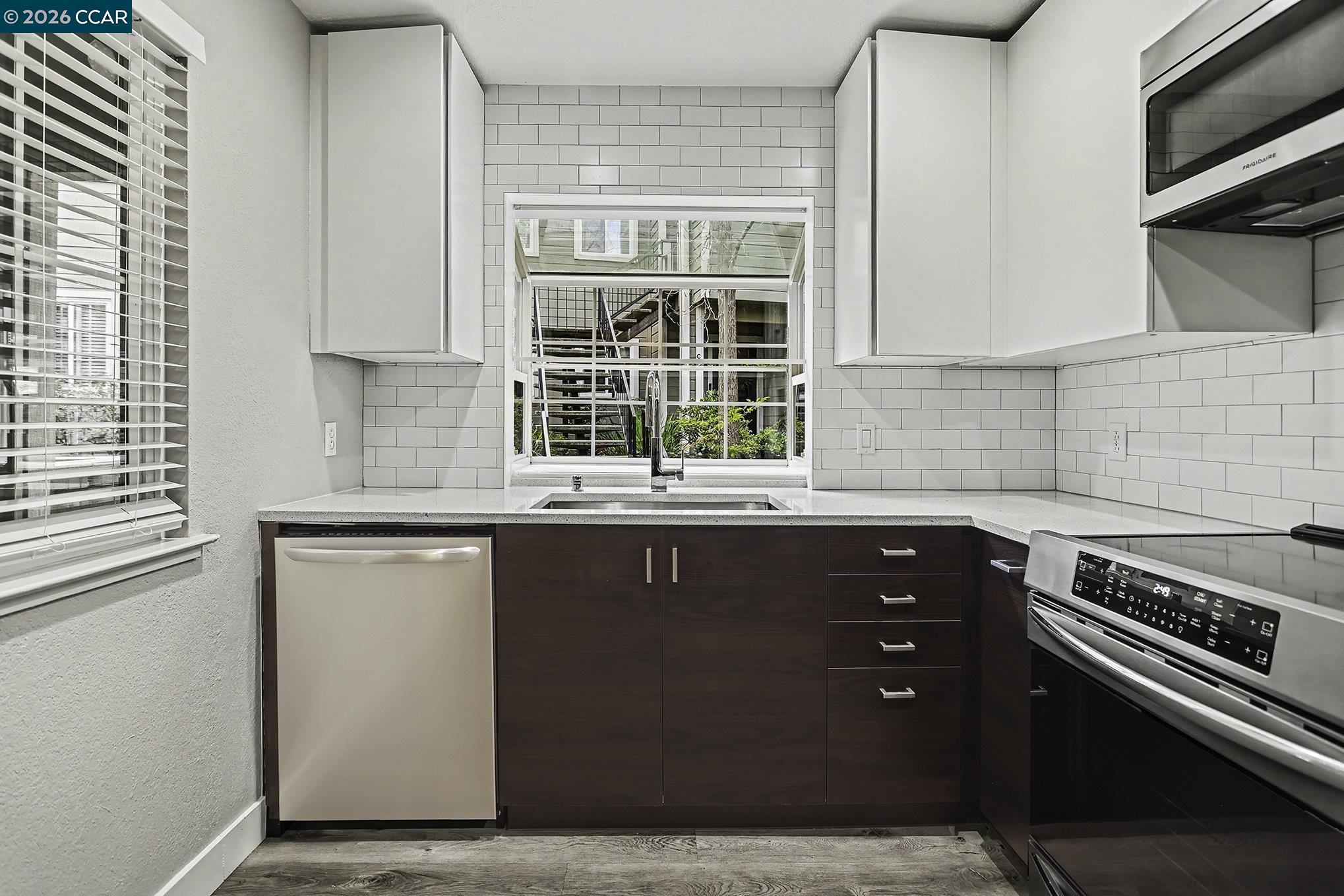 Photo #10: 41120683 Listing: Photo #10