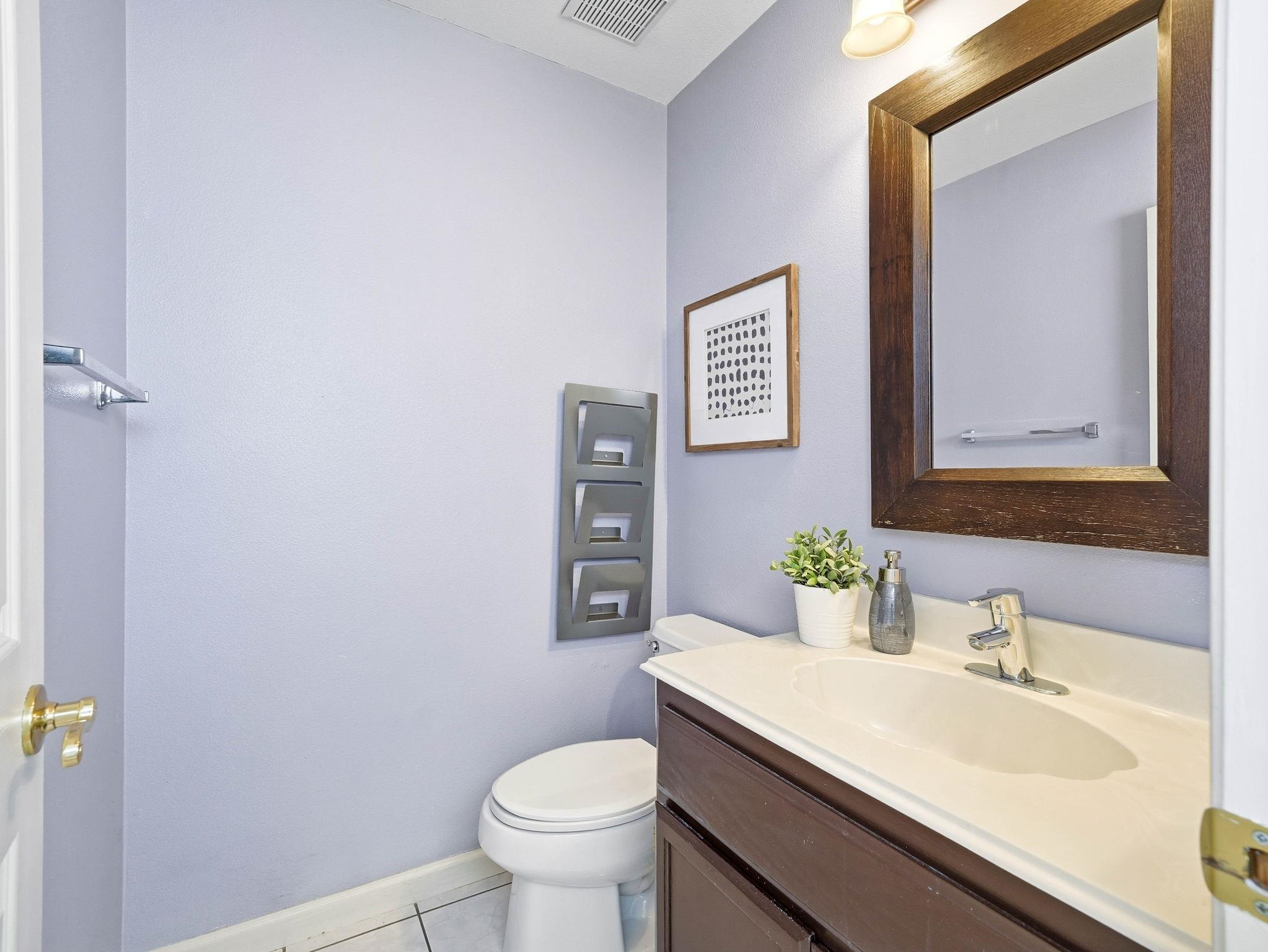 Detail Gallery Image 12 of 28 For 3622 Fitzsimmons Cmn, Fremont,  CA 94538 - 3 Beds | 2/1 Baths