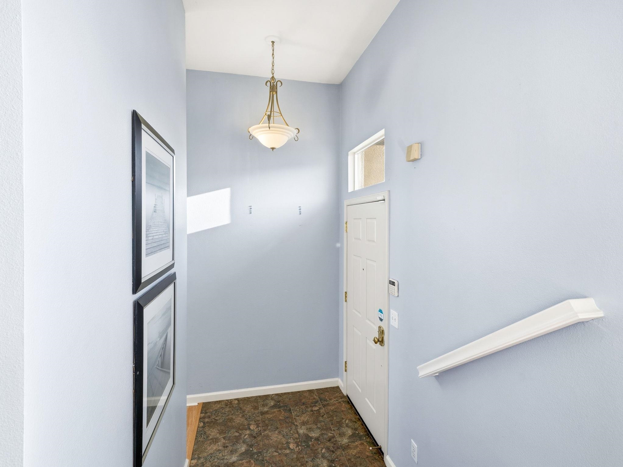 Detail Gallery Image 13 of 28 For 3622 Fitzsimmons Cmn, Fremont,  CA 94538 - 3 Beds | 2/1 Baths