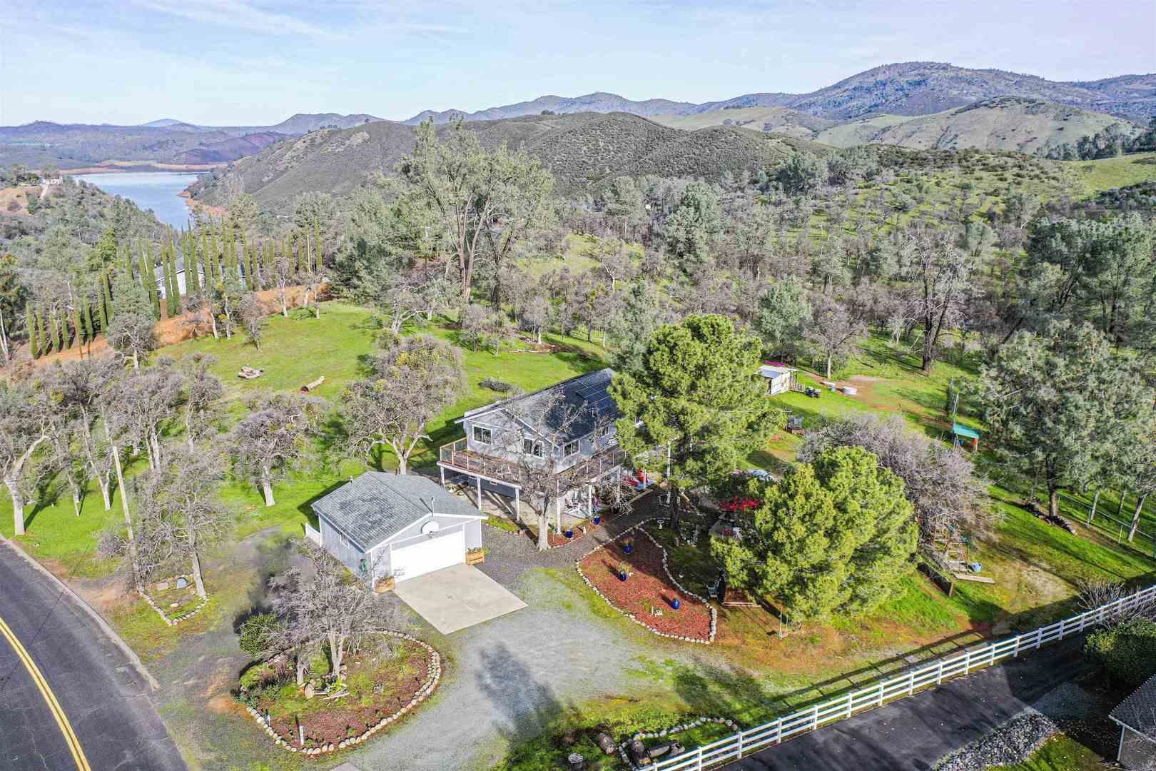 Detail Gallery Image 2 of 60 For 5887 Enramada Dr, La Grange,  CA 95329 - 3 Beds | 2/1 Baths