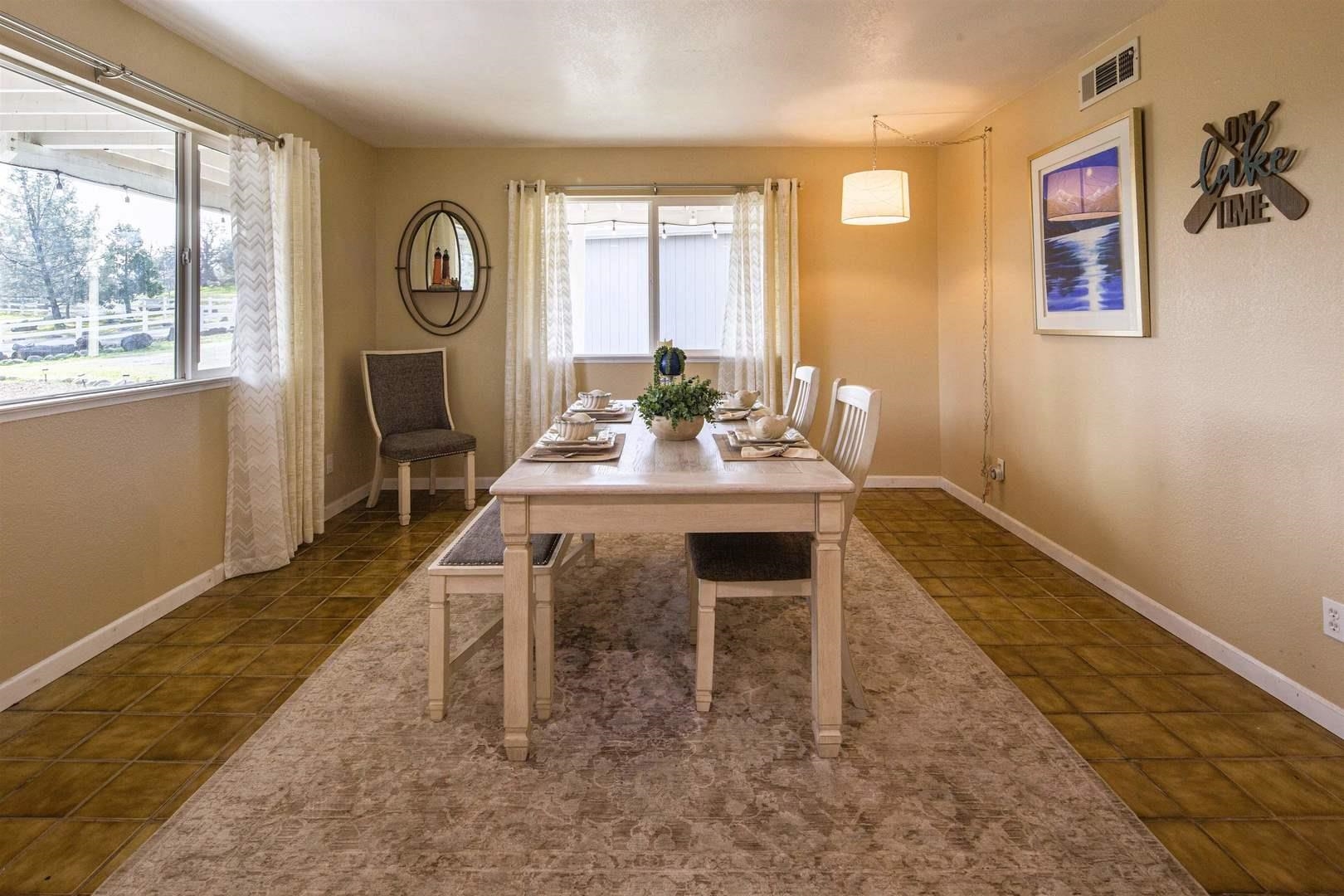 Detail Gallery Image 18 of 60 For 5887 Enramada Dr, La Grange,  CA 95329 - 3 Beds | 2/1 Baths