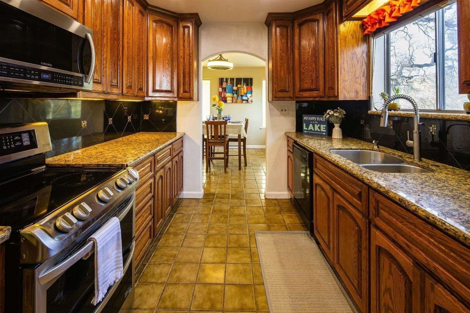 Detail Gallery Image 19 of 60 For 5887 Enramada Dr, La Grange,  CA 95329 - 3 Beds | 2/1 Baths